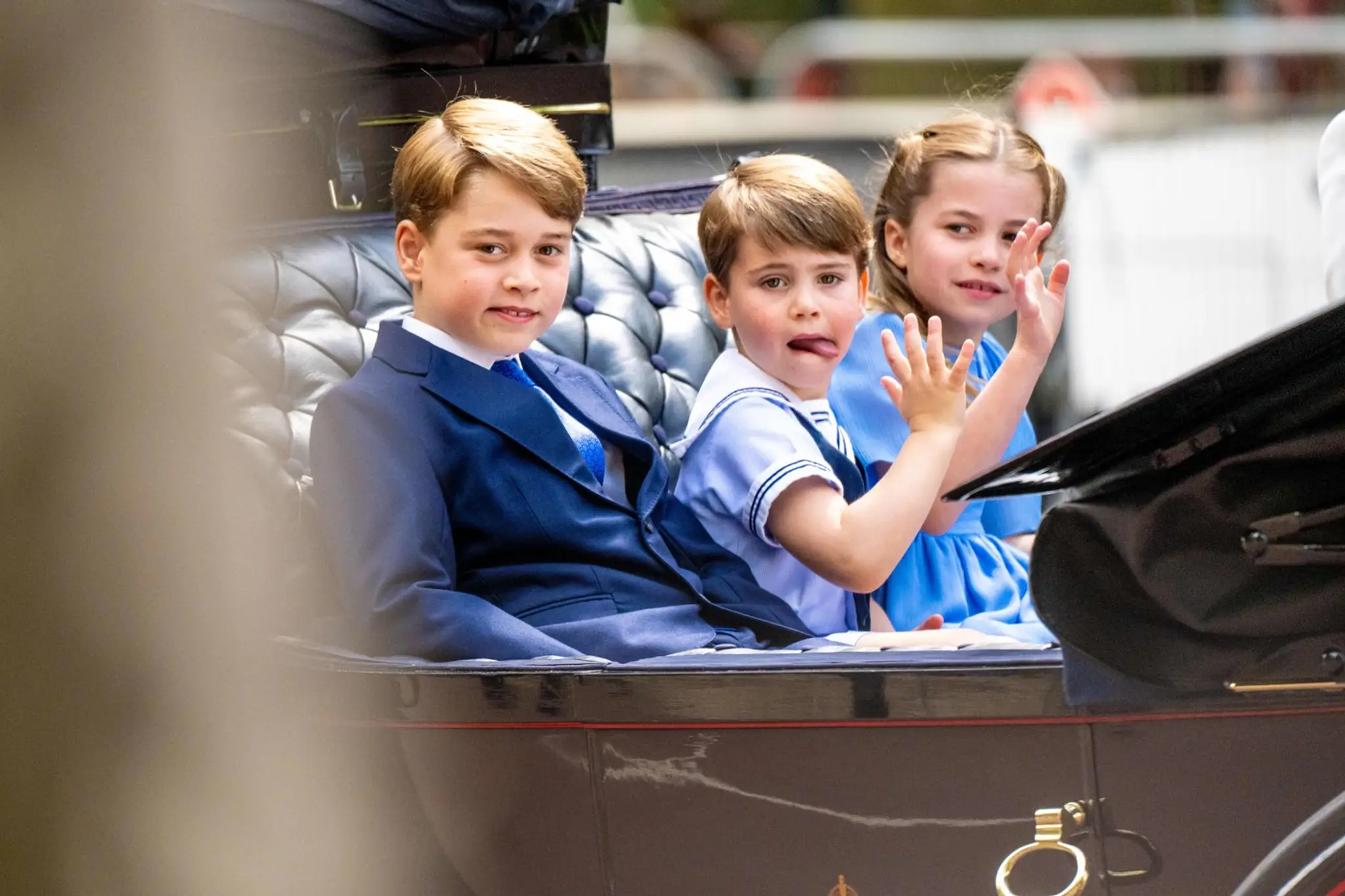 Princ George, jeho brat princ Louis a sestra princezná Charlotte.