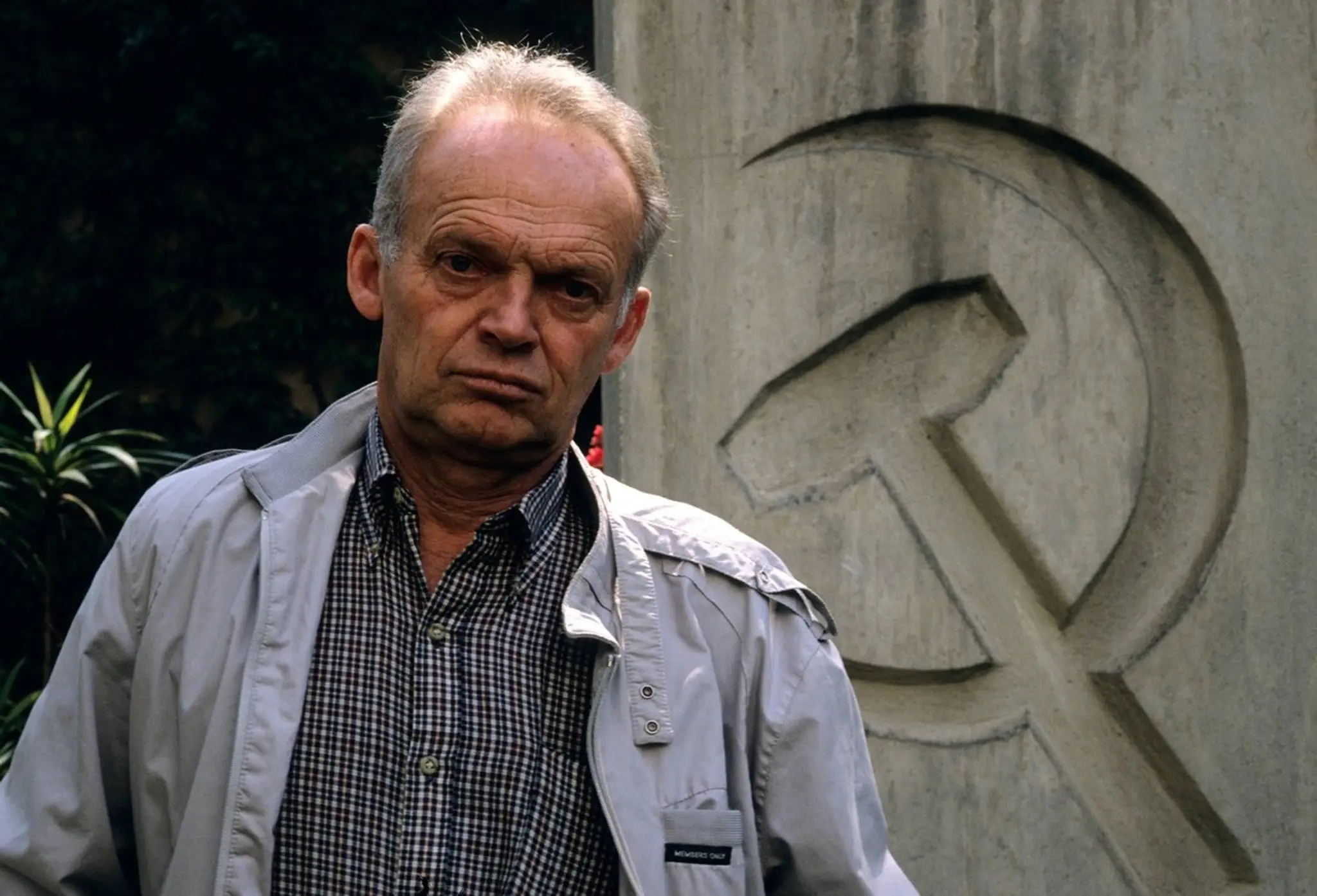 Na snímke vnuk boľševického revolucionára Leva Trockého.