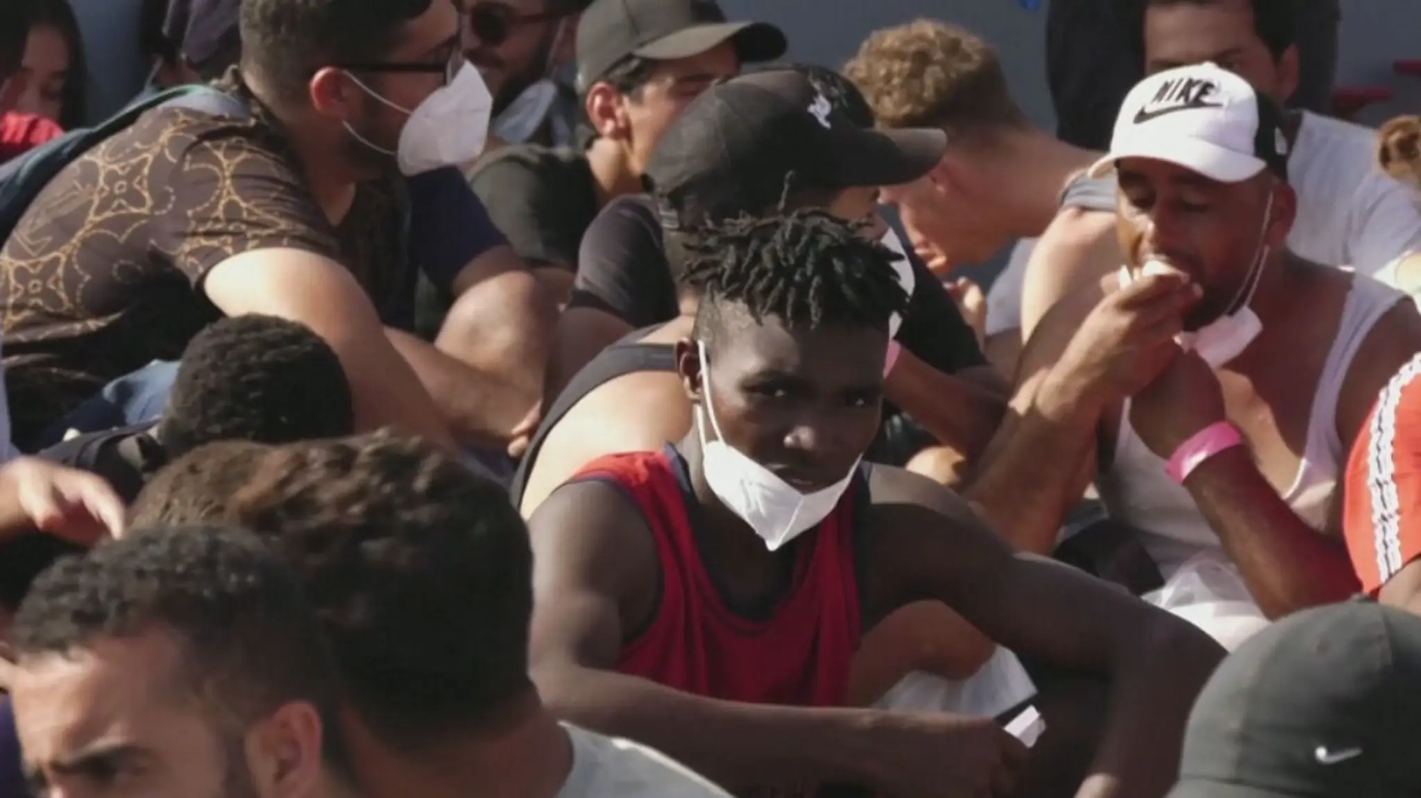Migranti na talianskom ostrove.