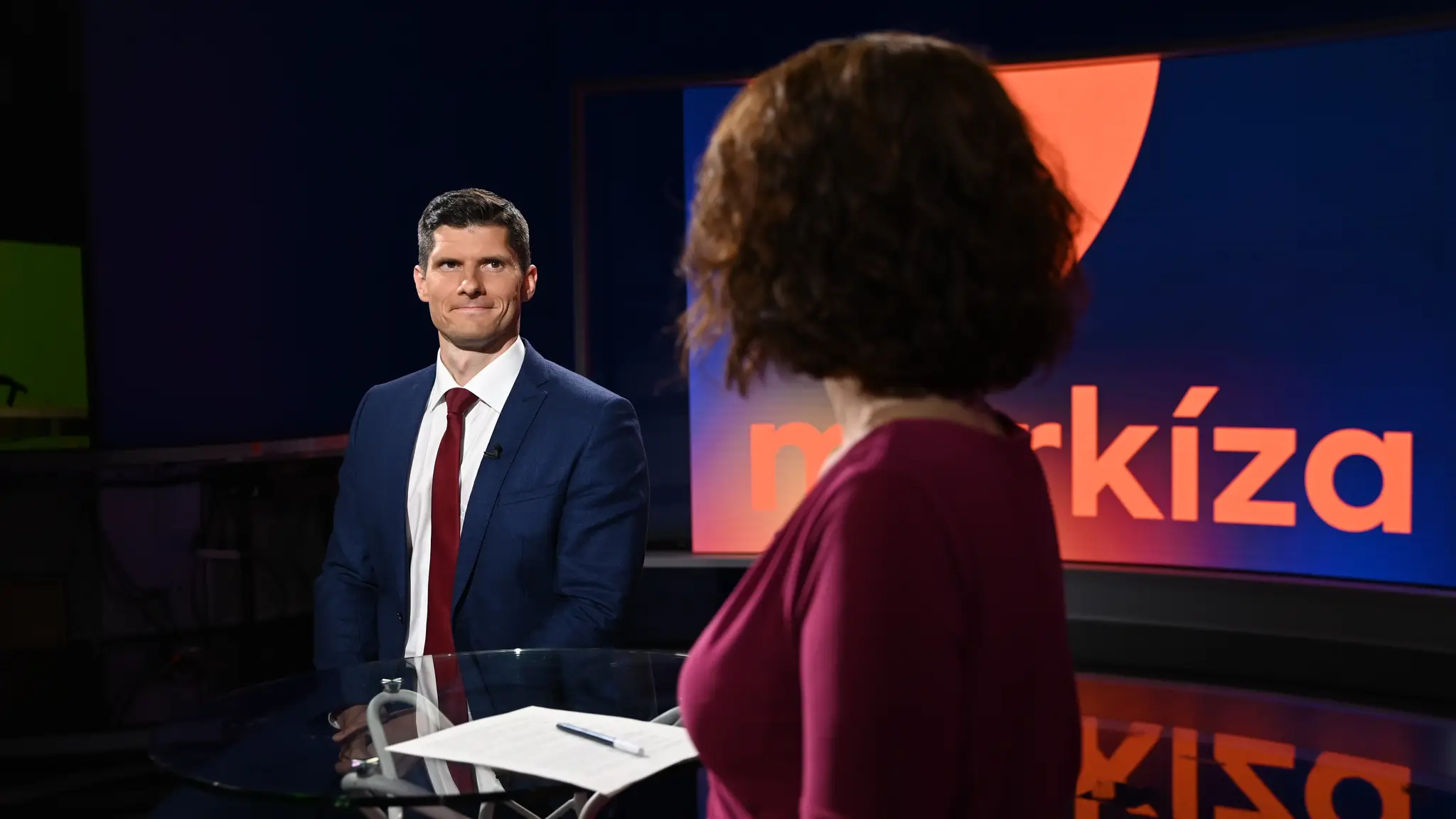 Cirkus Politikus s Gabrielou Kajtárovou a hosťom Janom Šilhanom.