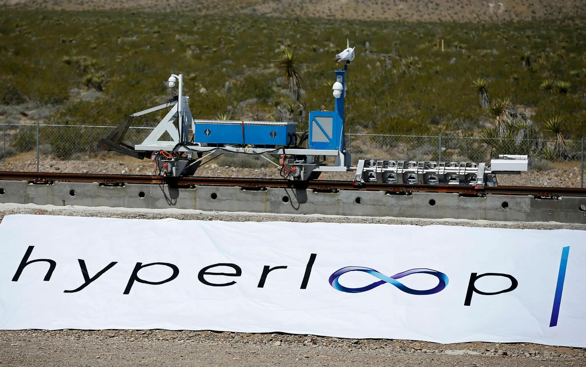 Test Hyperloopu