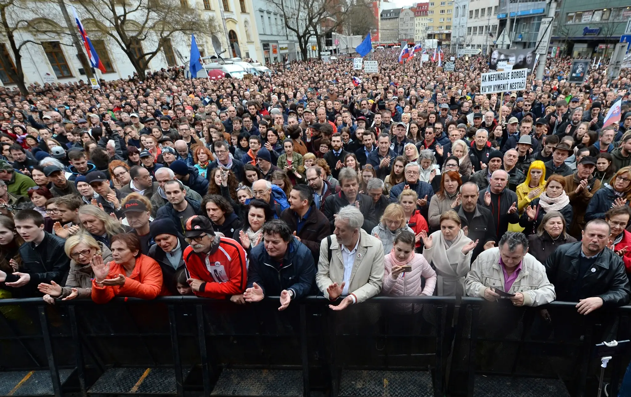 Protest Za slušné Slovensko v Bratislave