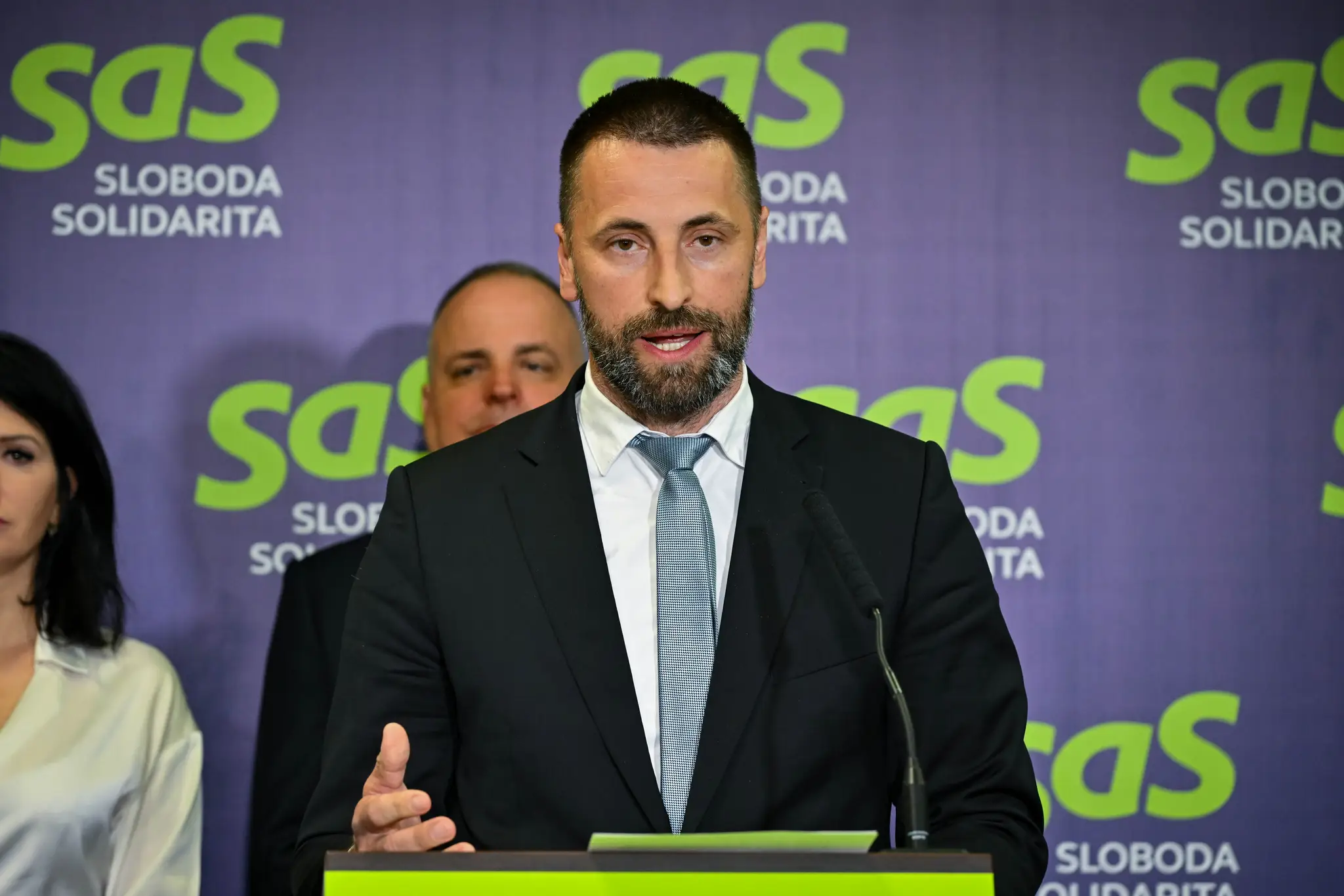  Marián Viskupič