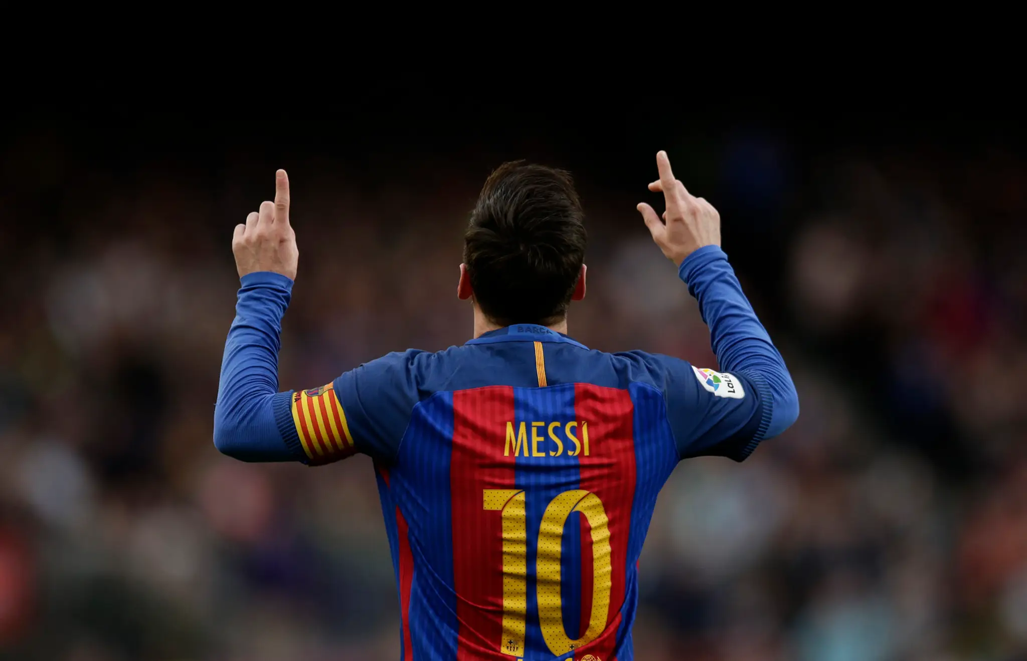 Lionel Messi oslavuje gól do bránky Athletica Bilbao.
