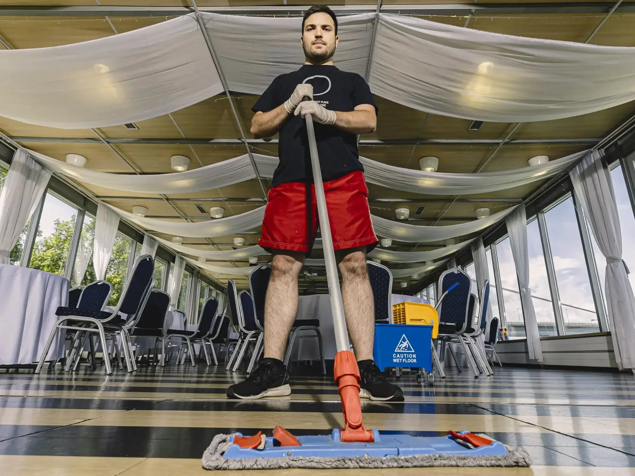 31-ročný Lukáš Priškin, majiteľ upratovacej firmy