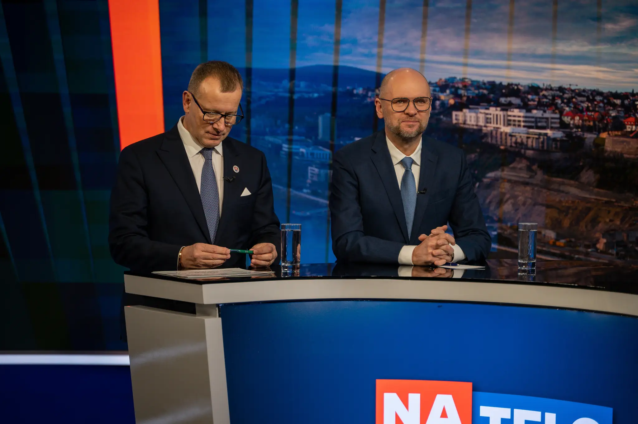 Boris Kollár a Richard Sulík odpovedajú na divácke otázky.