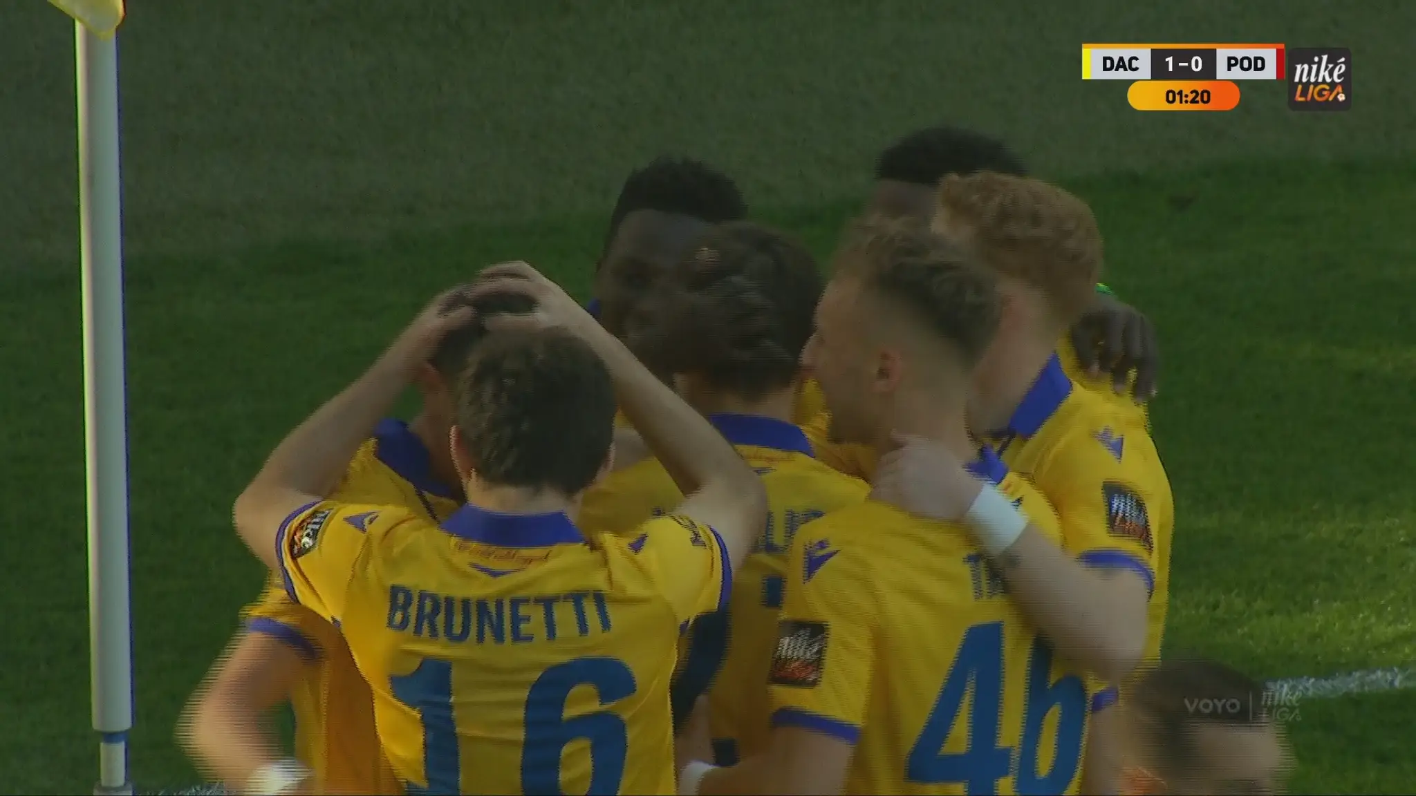 Futbalisti Dunajskej Stredy sa tešia z gólu
