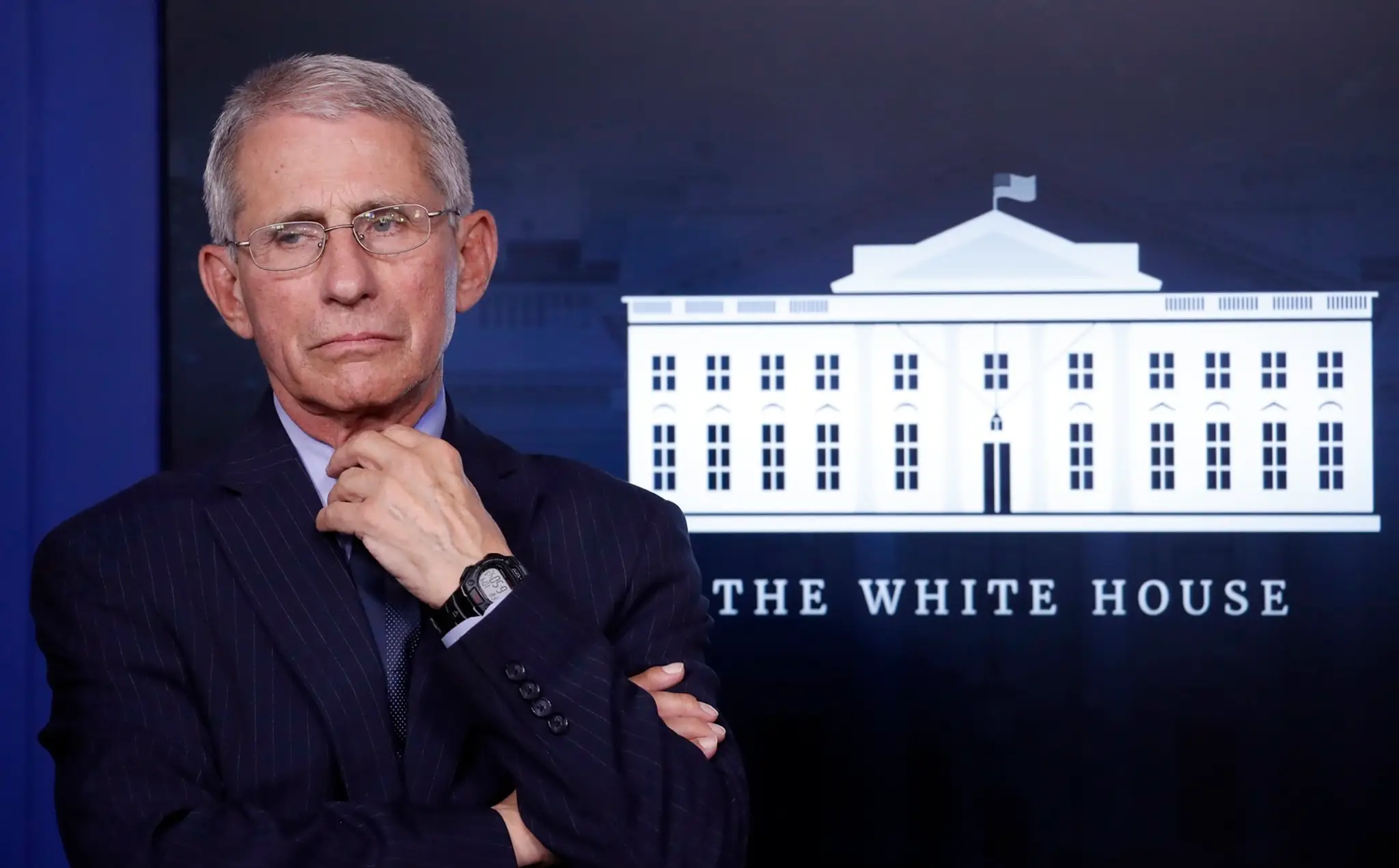 Dr. Anthony Fauci, riaditeľ Národného inštitútu pre alergie a infekčné choroby, počas brífingu o koronavíruse v Bielom dome.