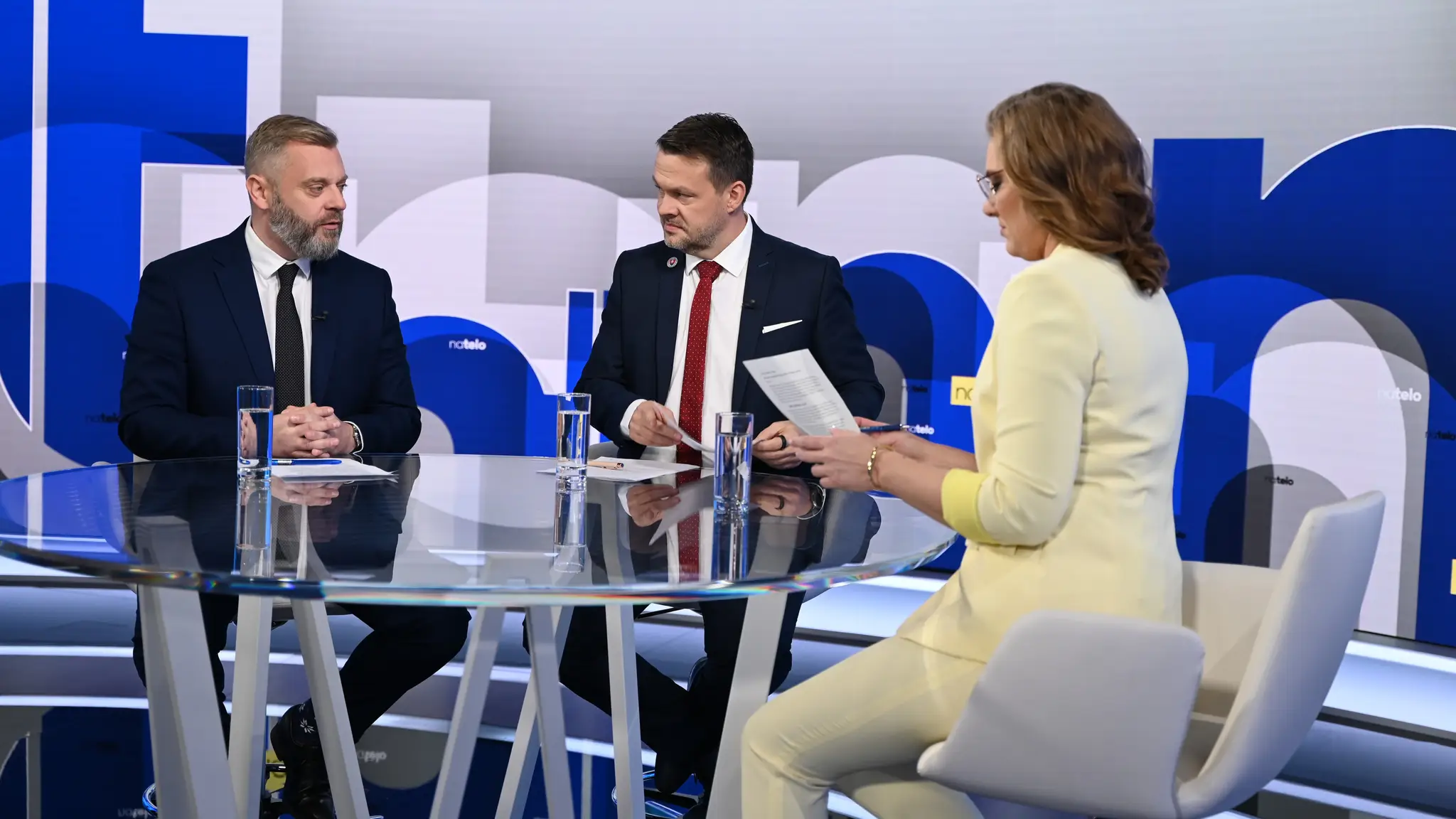 Hosťami Na telo boli Samuel Migaľ (Hlas-SD) a Juraj Krúpa (Sloboda a solidarita)