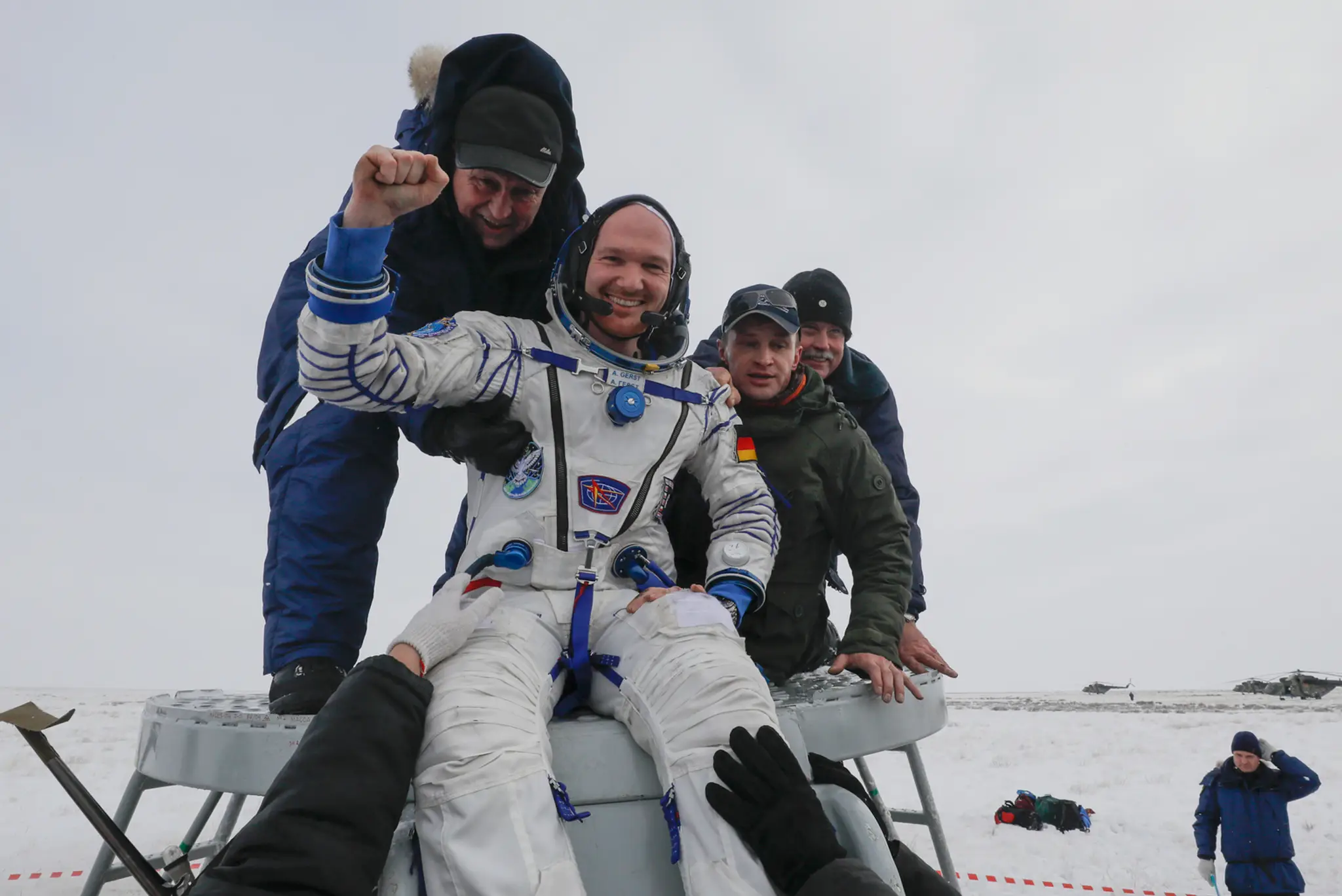 Trojica kozmonautov sa vrátila z misie na ISS