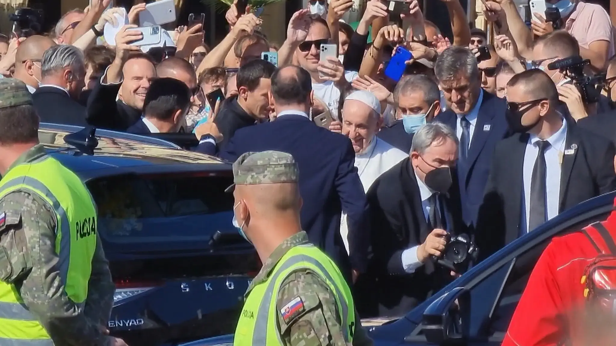 Pápež František medzi ľuďmi