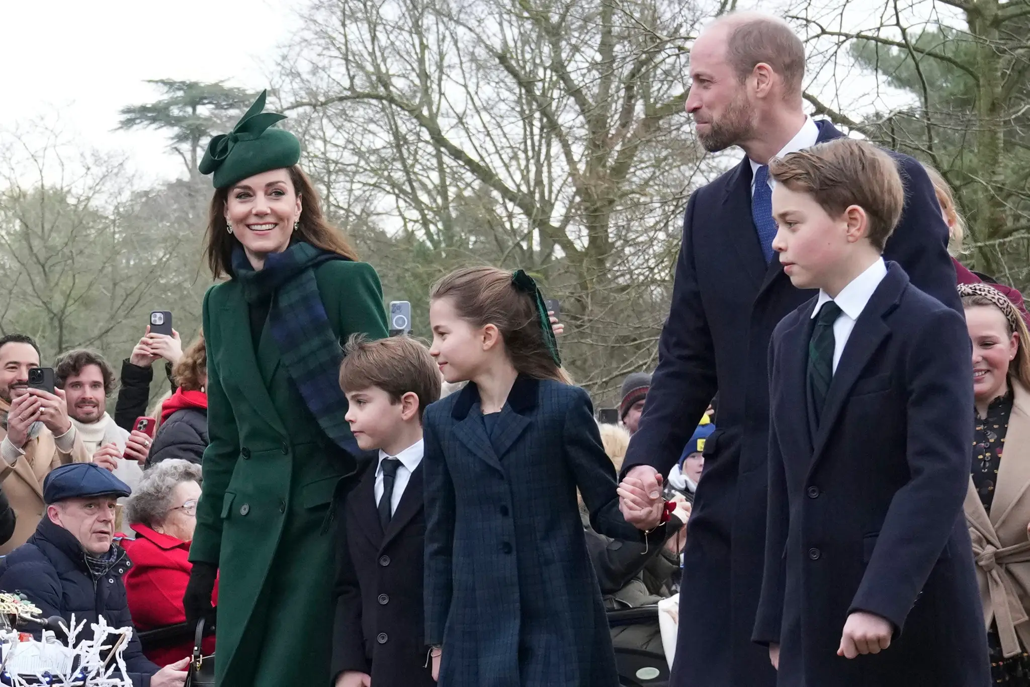 William a Kate so svojimi deťmi