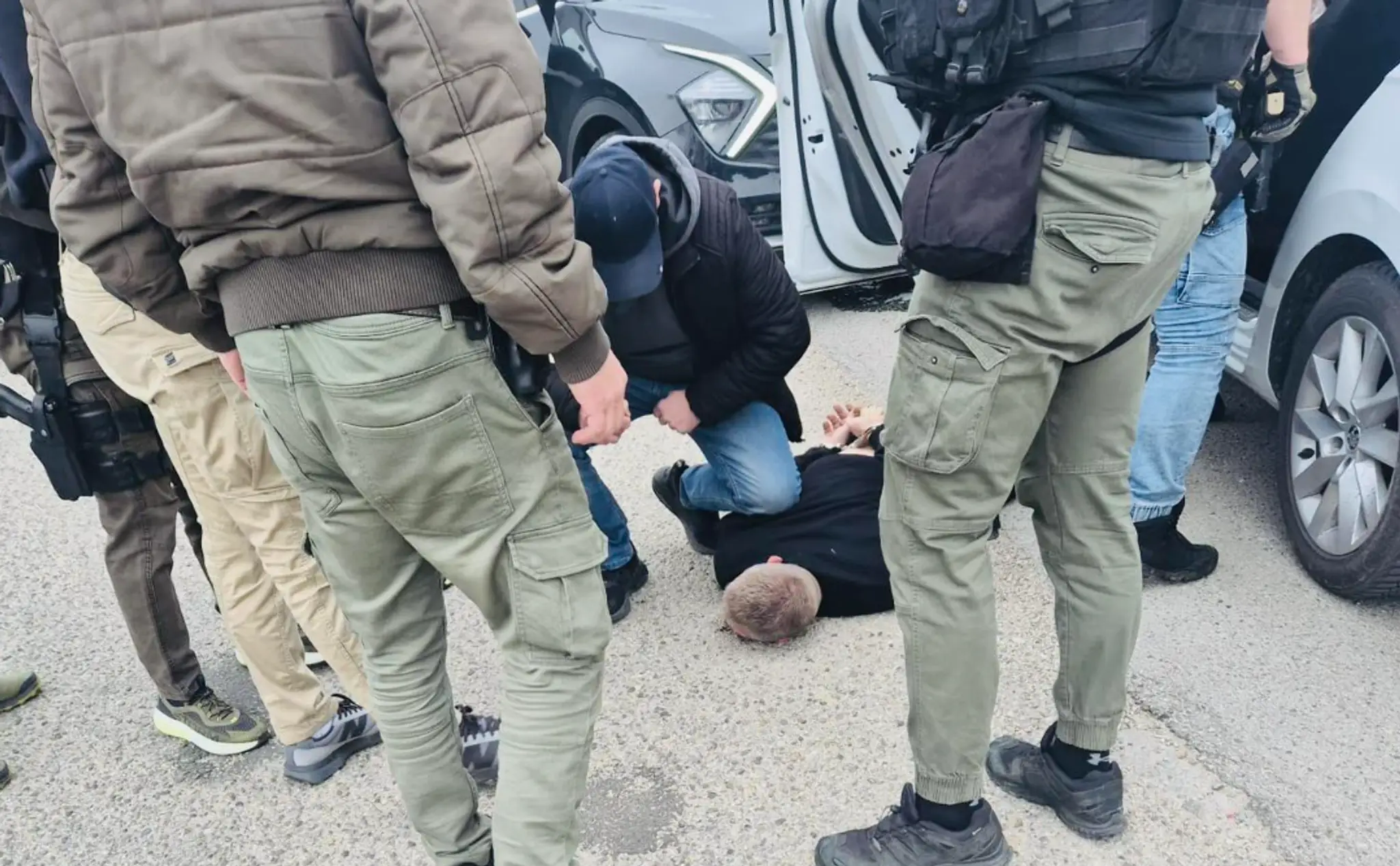 Polícia zadržala muža, ktorý autom demoloval centrum Bratislavy.