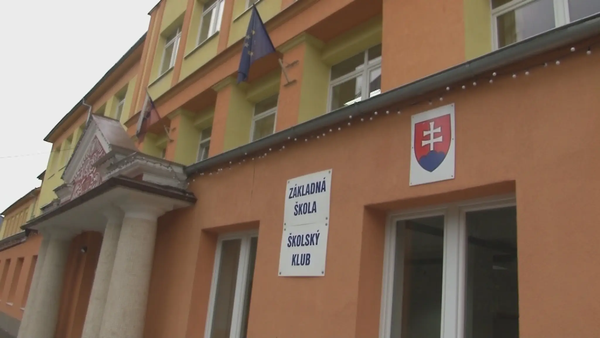 Erika šoféruje Brmbalíkovu rapidečku