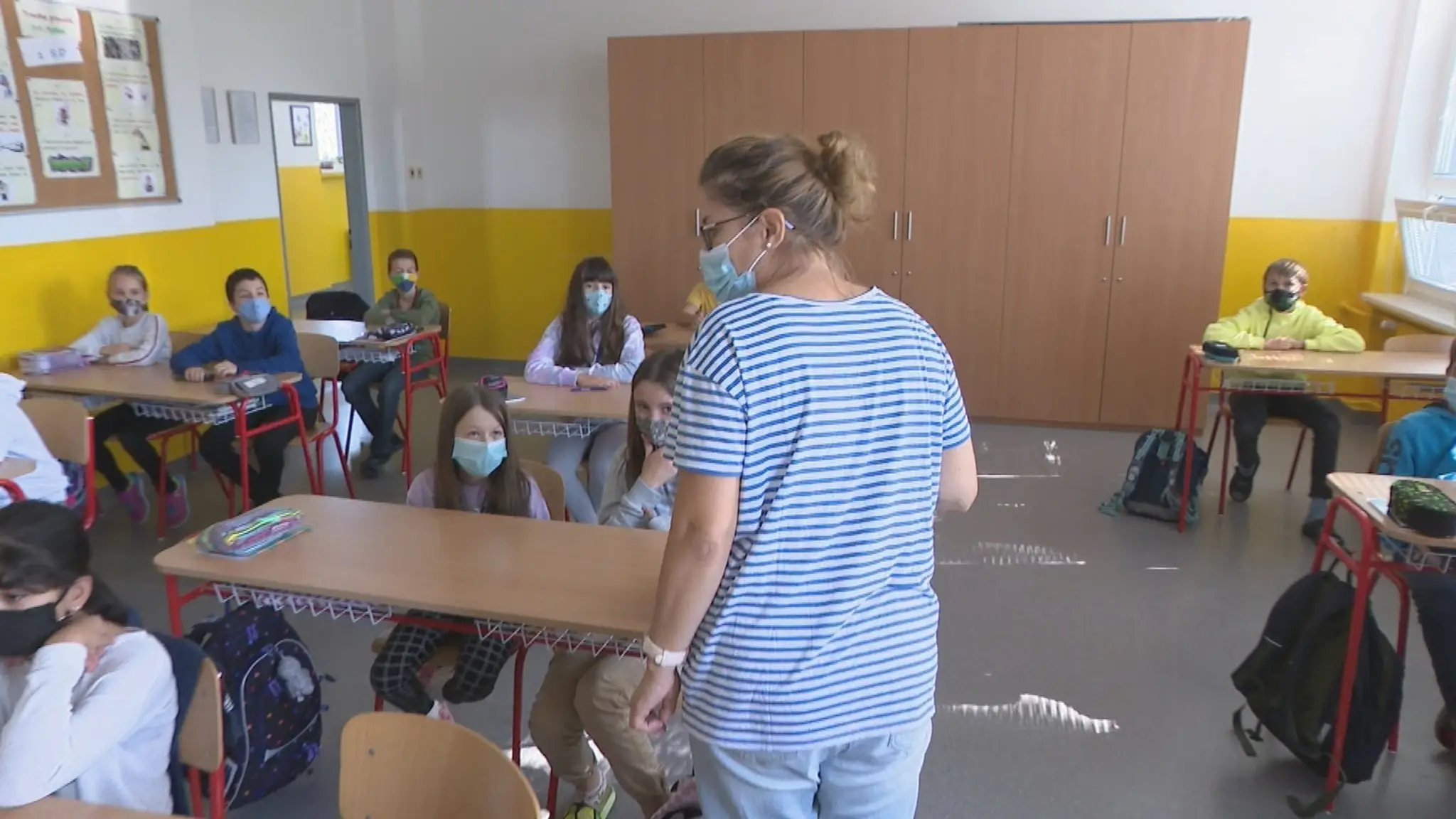 Učitelia hrozia štrajkom. Ak im nezvýšia platy, po Vianociach sa nevrátia do škôl