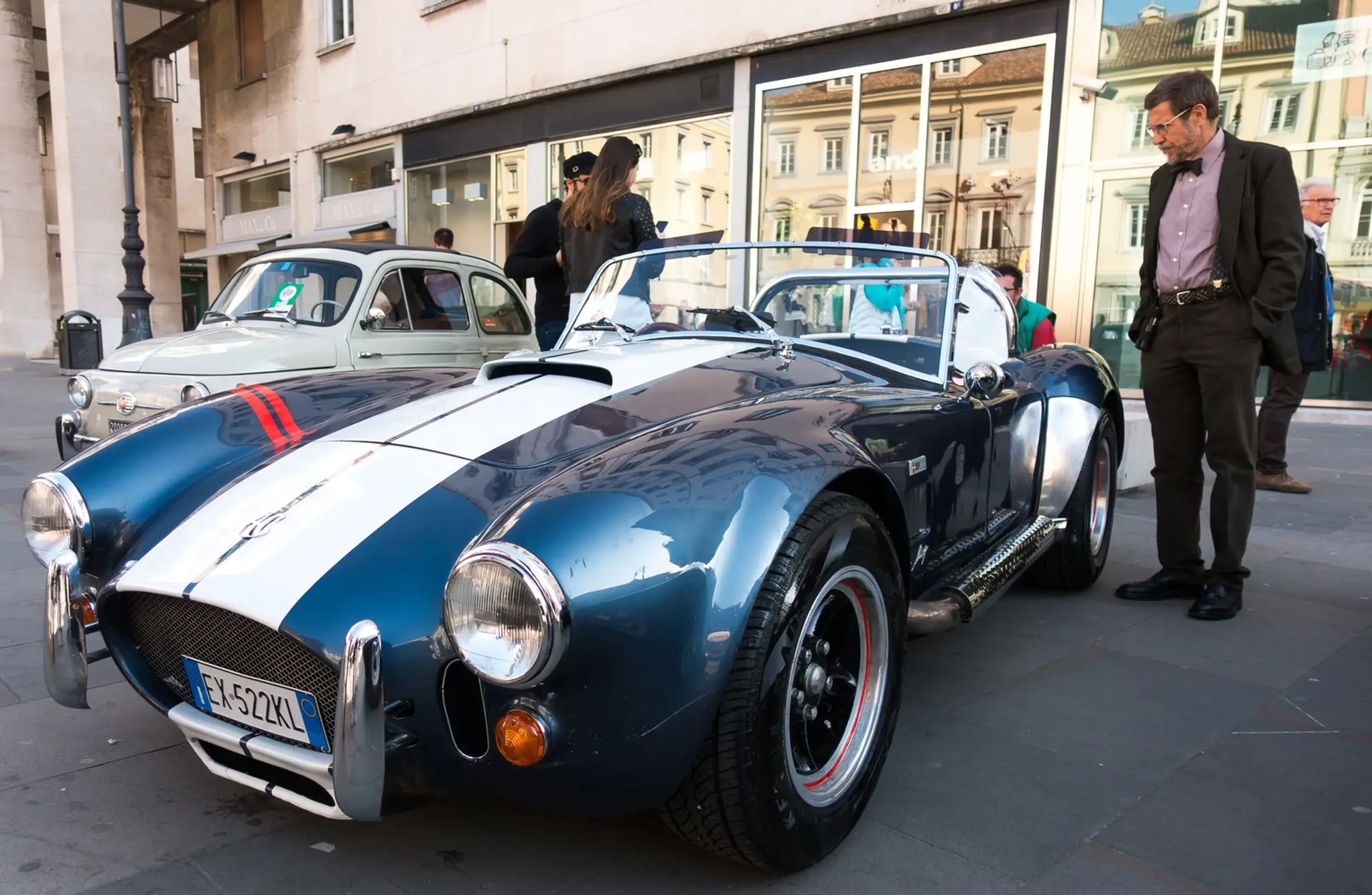 Shelby Cobra.