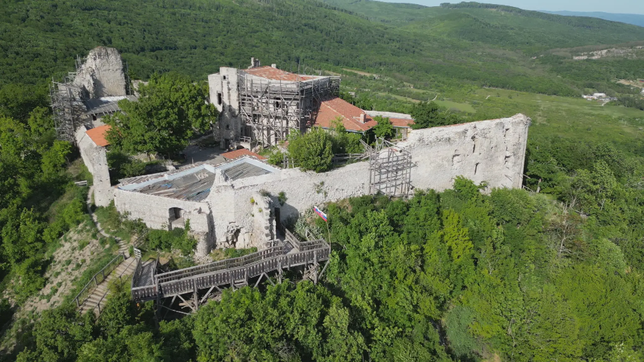 Rekonštrukcia hradu