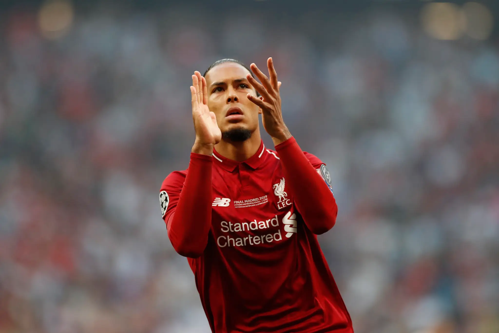 Xherdan Shaqiri z Liverpoolu oslavuje triumf vo finále LM proti Tottenhamu.
