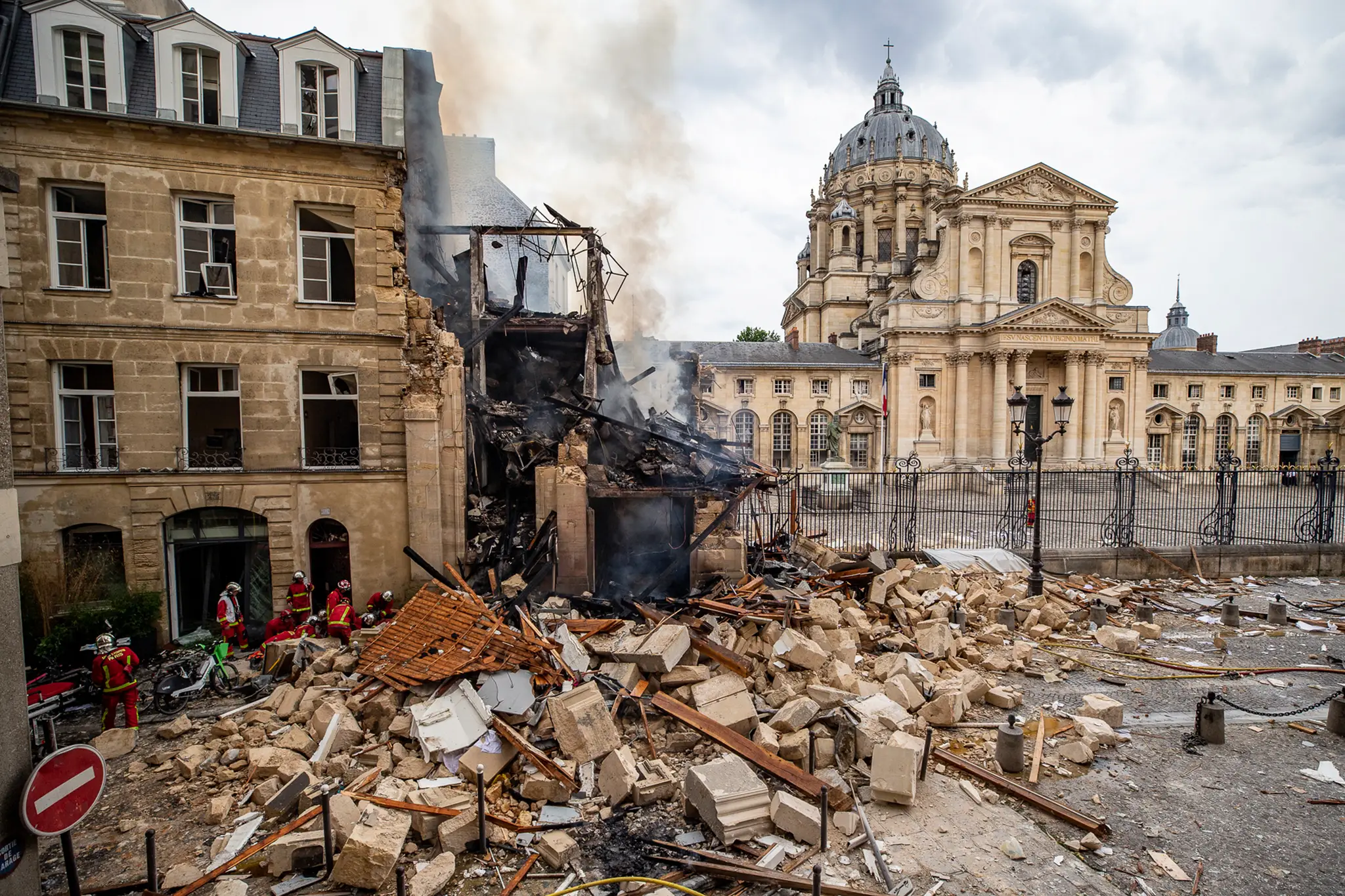 Výbuch domu v Paríži