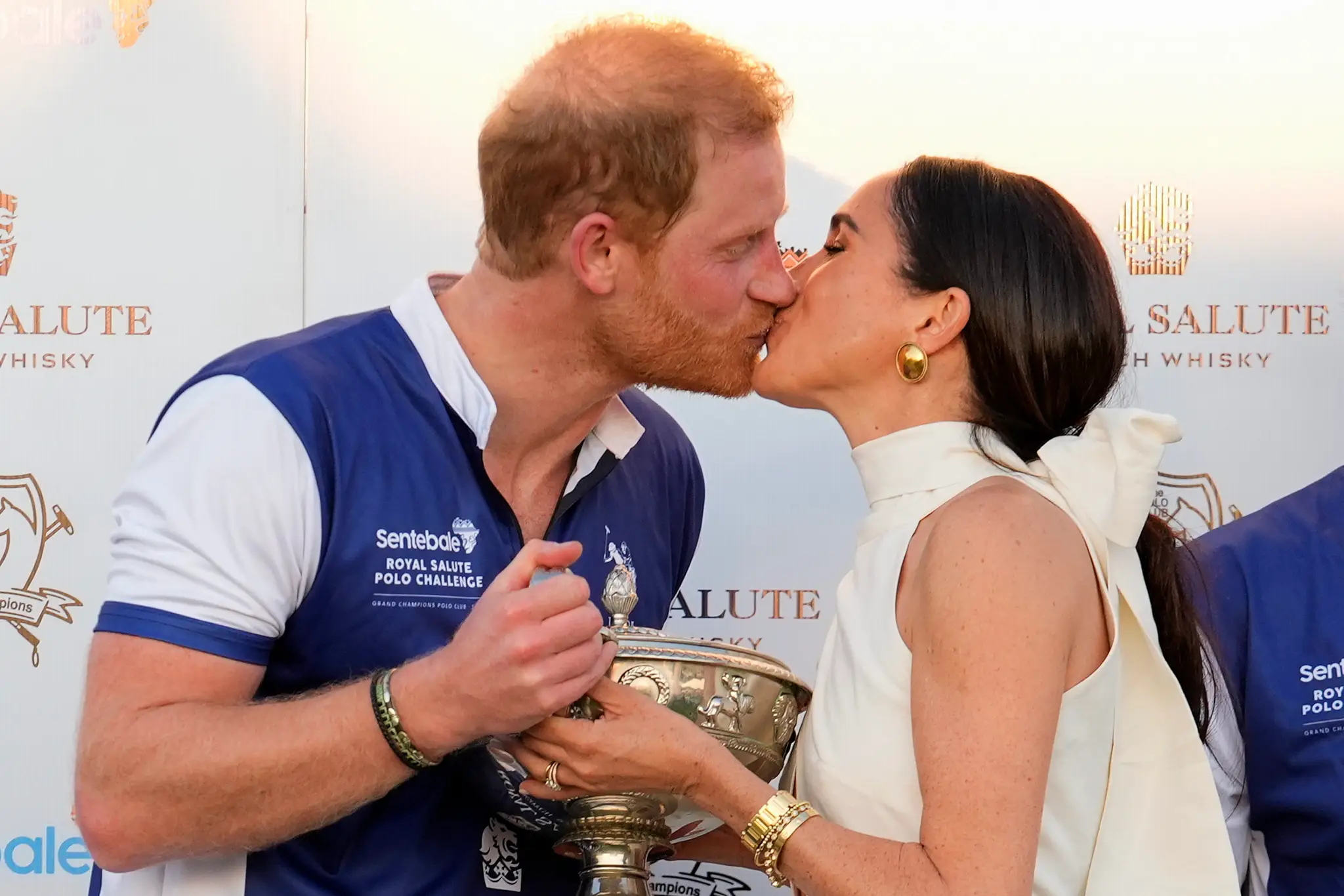 Princ Harry s Meghan po jazdeckom póle