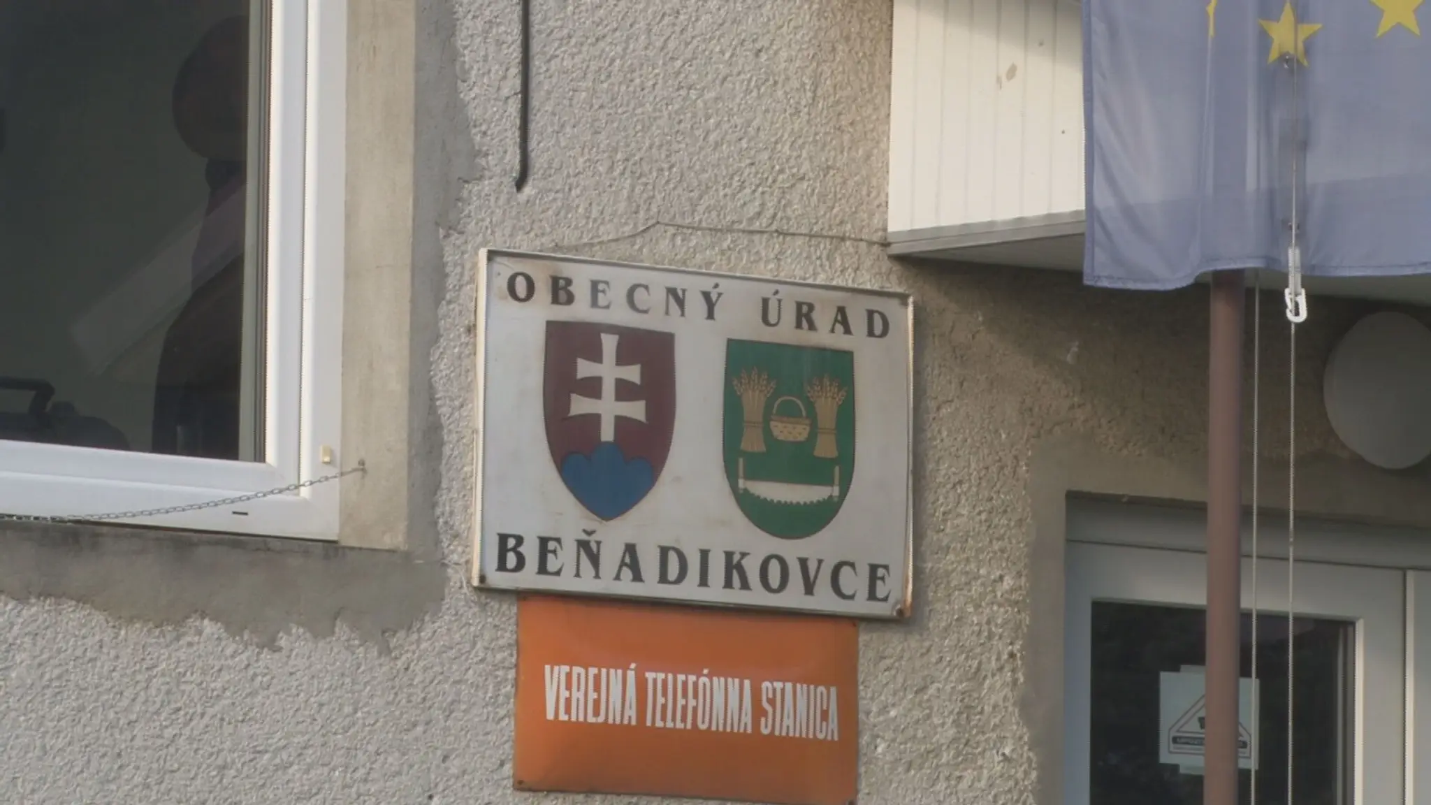 Opitý starosta ostáva na čele malej dediny.
