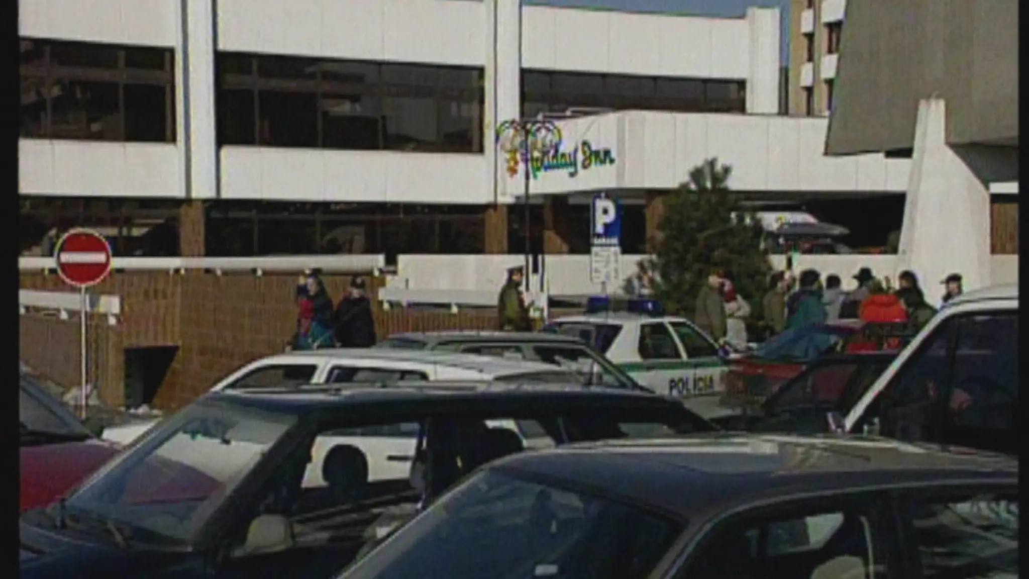 Okolie hotela Holiday Inn na archívnom zábere po vražde Miroslava Sýkoru.