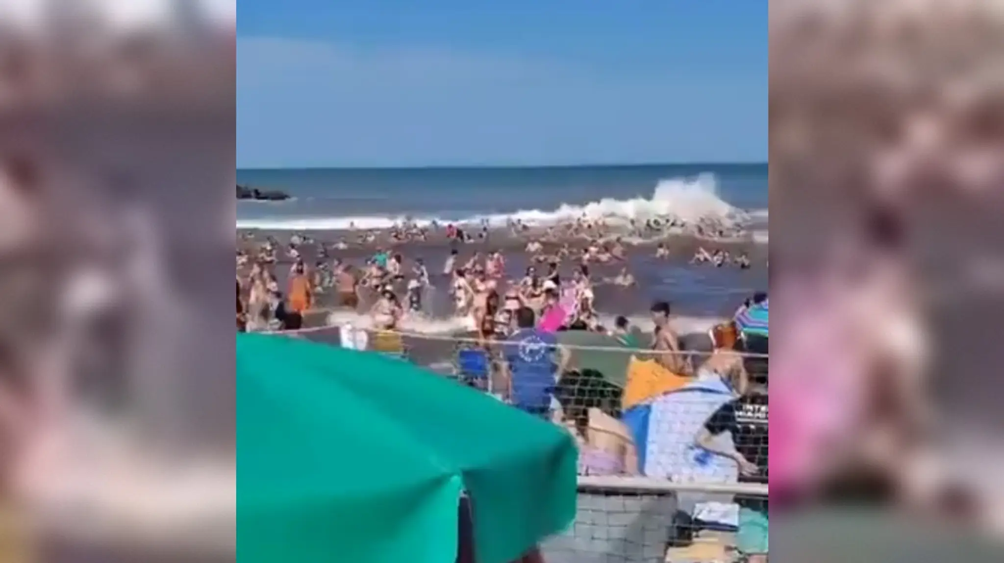 Pláž v Argentíne zasiahla meteocunami.