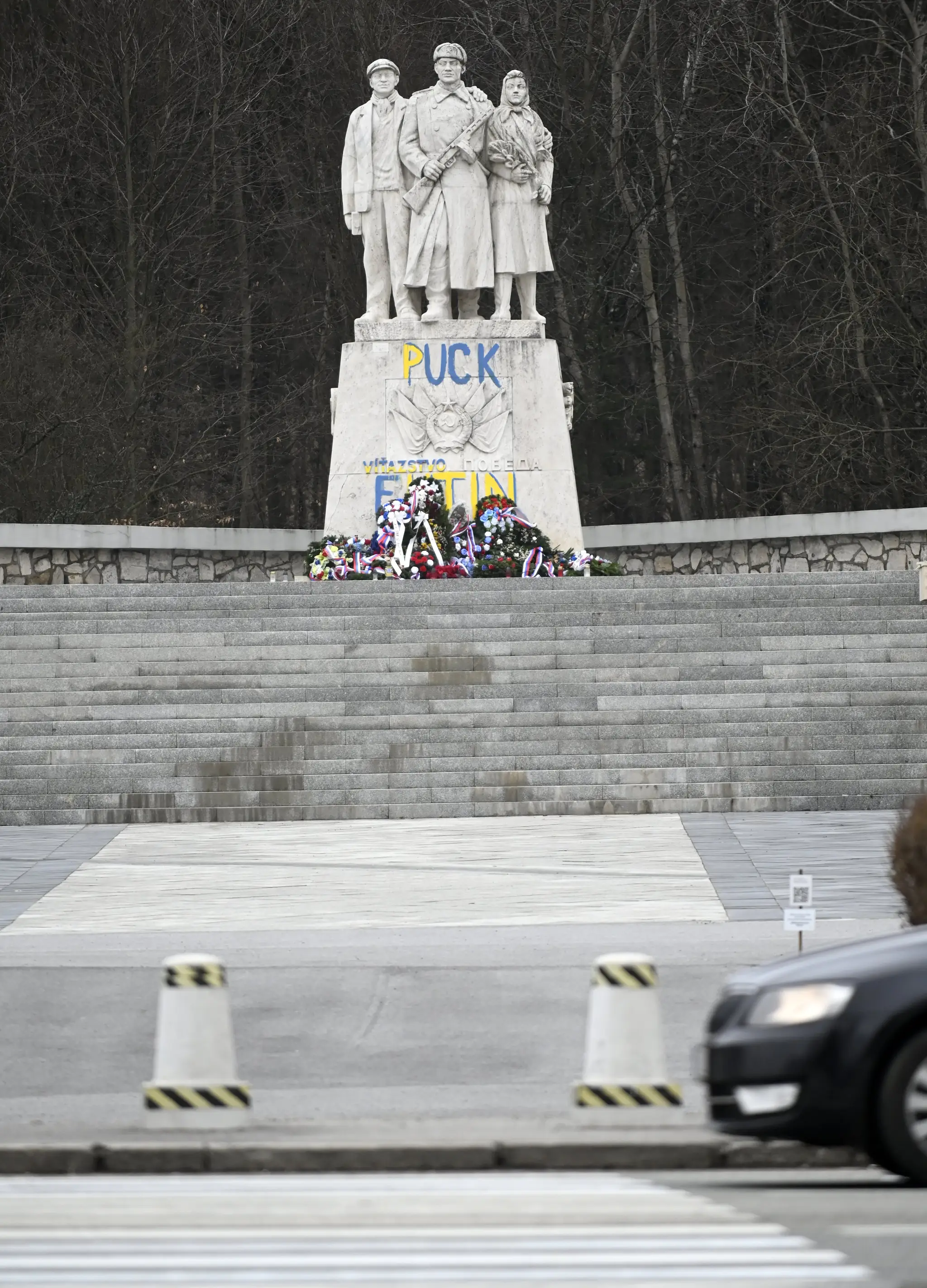 dargov_pamatnik_002105686