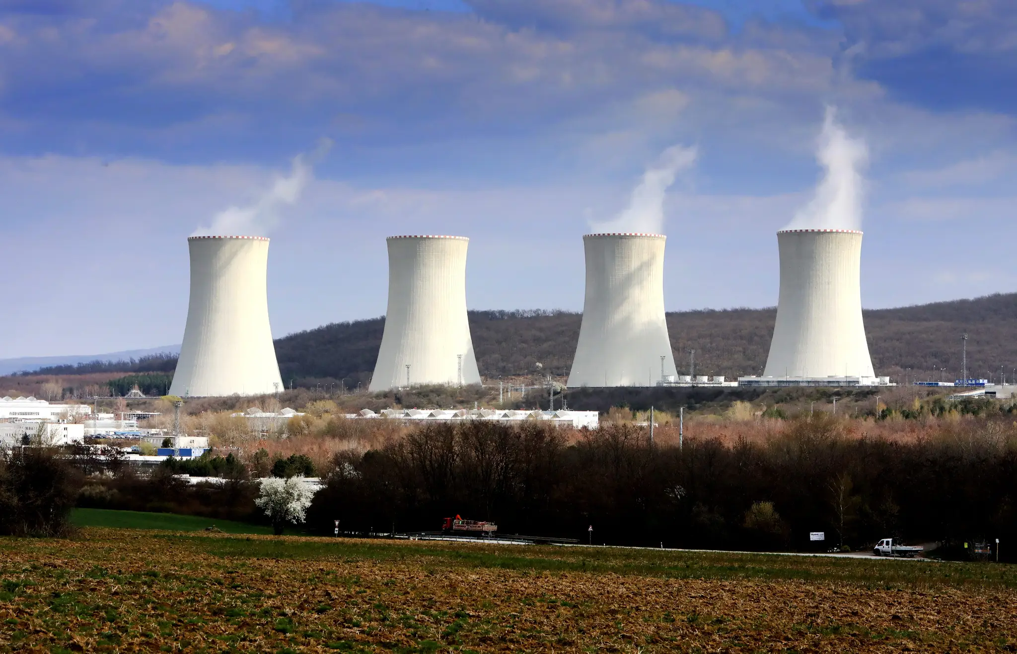 Na snímke jadrová elektráreň v Mochovciach