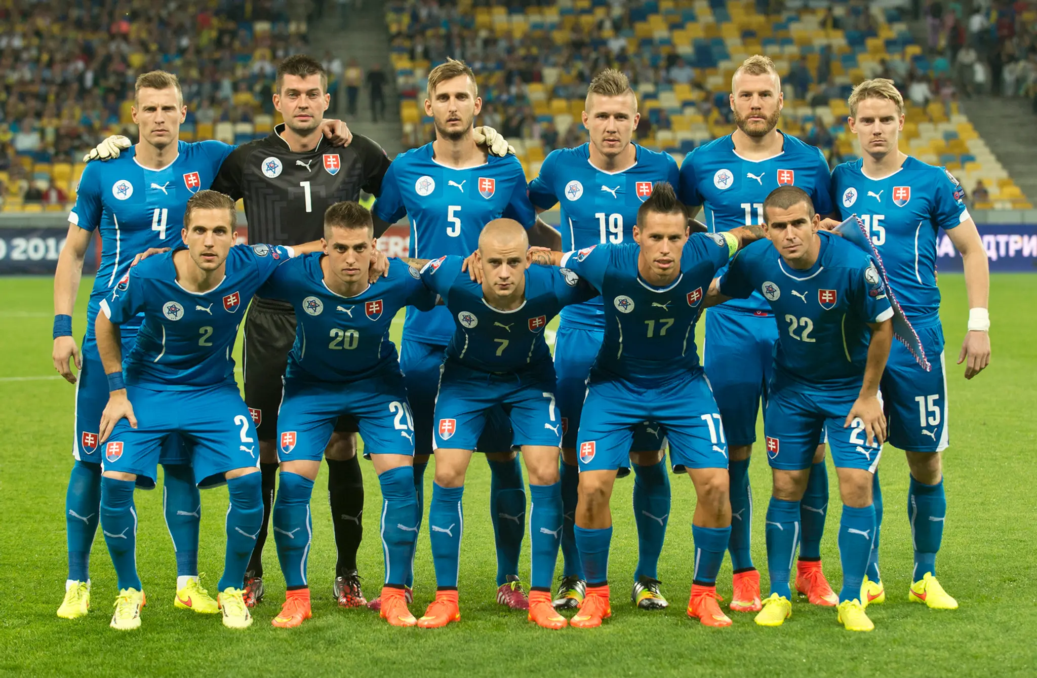 Hore zľava: Ján Ďurica, Matúš Kozáčik, Norbert Gyombér, Juraj Kucka, Adam Nemec a Tomáš Hubočan. Dole zľava: Peter Pekarík, Róbe
