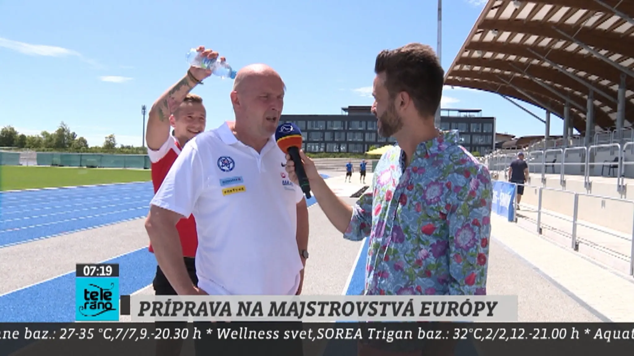 Mokrý útok na fyzioterapeuta.