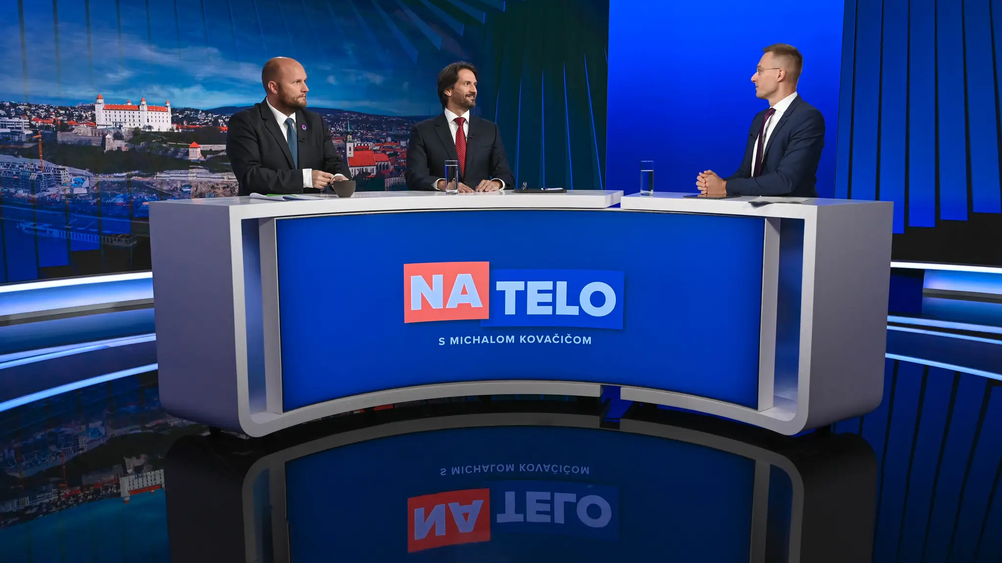 Jaroslav Naď a Robert Kaliňák v relácii Na telo.