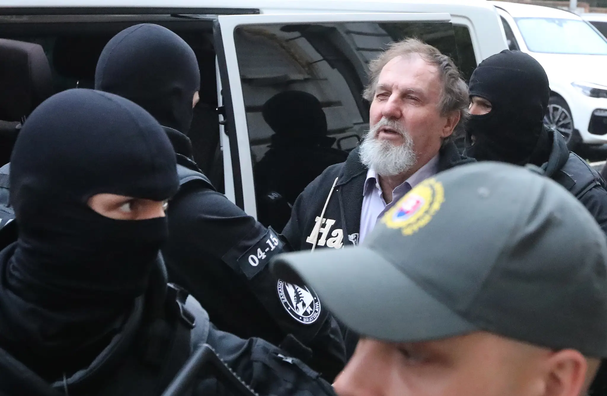 Súd uznal Cintulu vinným z terorizmu. Spoznal svoj trest za streľbu na Fica