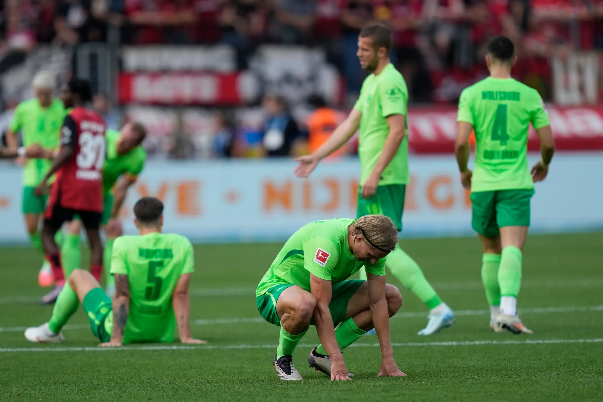 Wolfsburg siahal na tri body, nakoniec nemá ani jeden.
