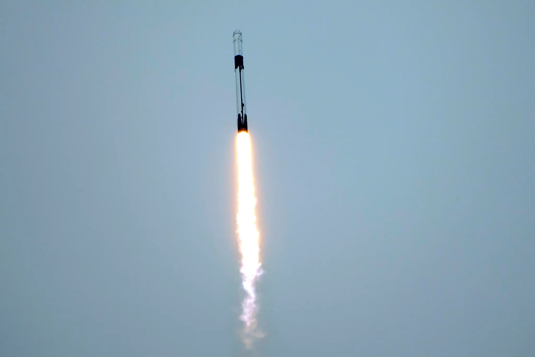 Raketa Falcon 9 spoločnosti SpaceX vyštartovala k ISS.