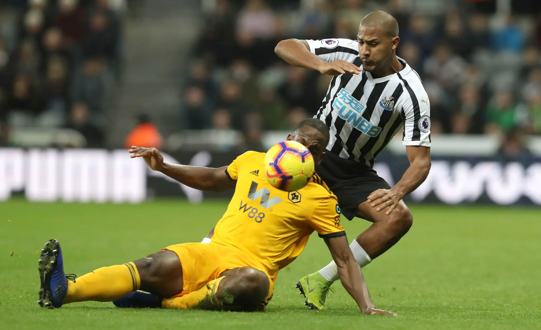 Newcastle United - Wolverhampton Wanderers 