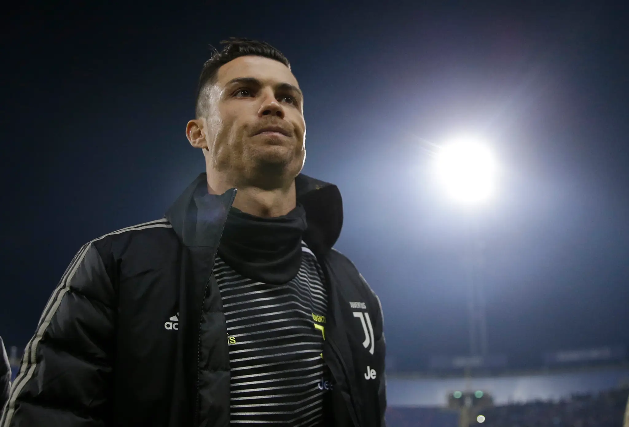 Cristiano Ronaldo z Juventusu po dueli na pôde Bologne.