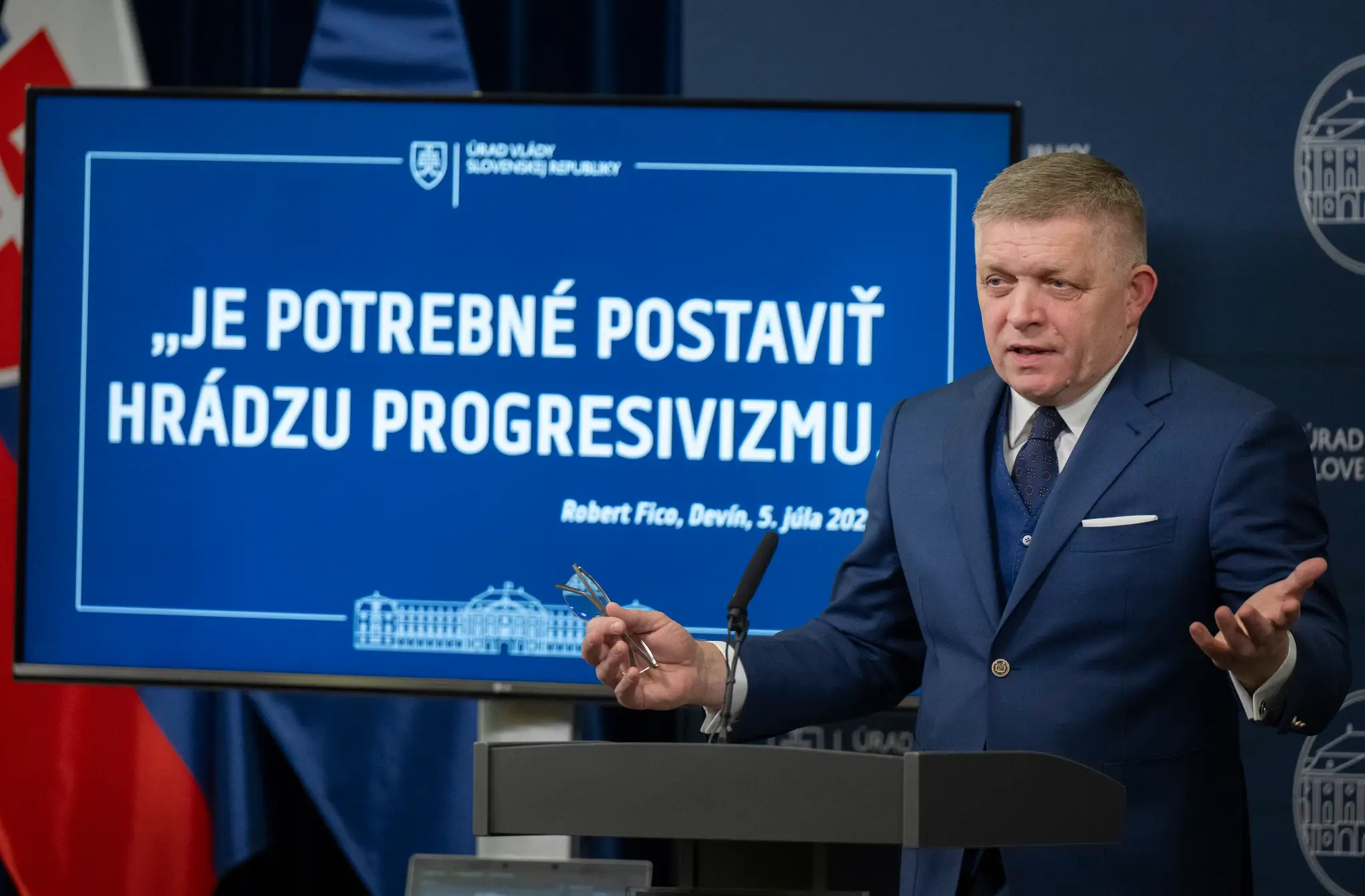 Robert Fico na tlačovej konferencii 