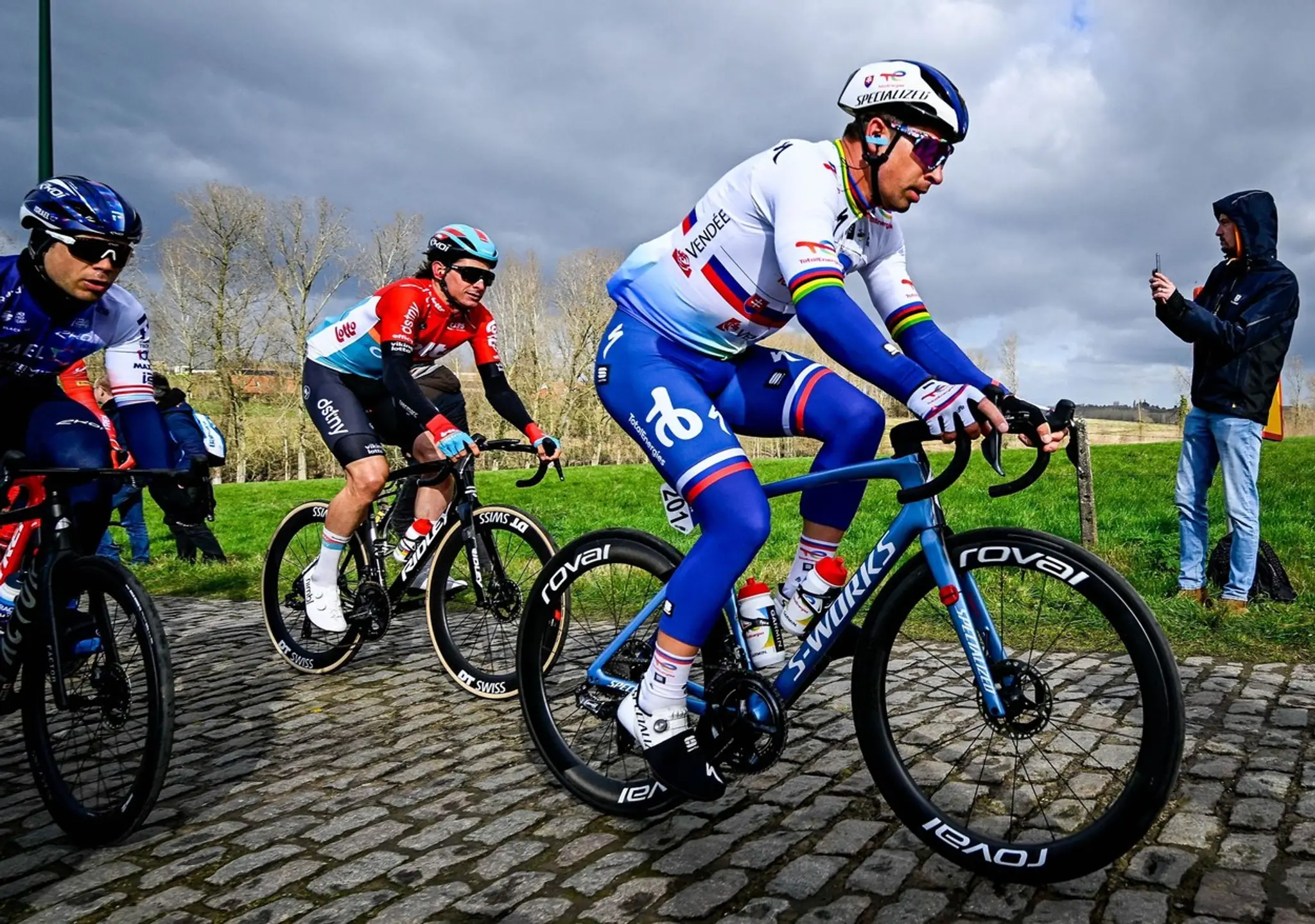 Sagan počas sobotného Omloopu
