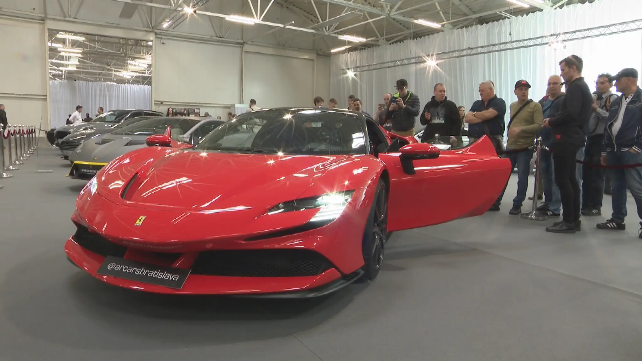 Autosalón priniesol premiéry viacerých zaujímavých vozidiel