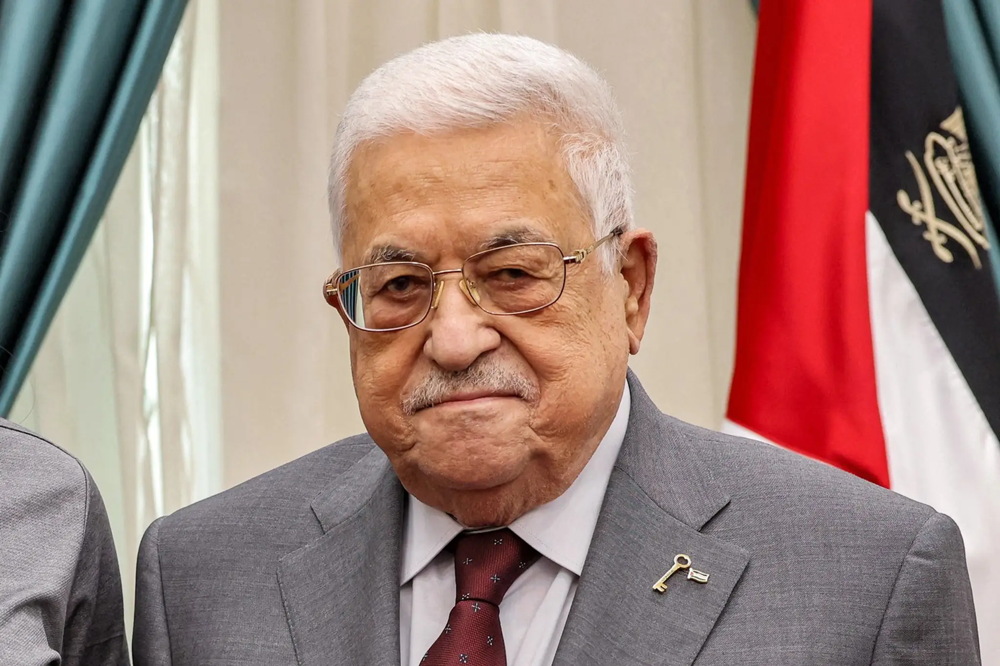 Mahmúd Abbás.