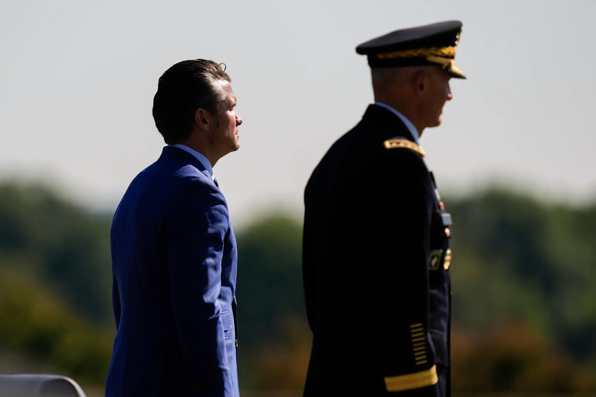 Hegseth a schôdzka generálov a admirálov