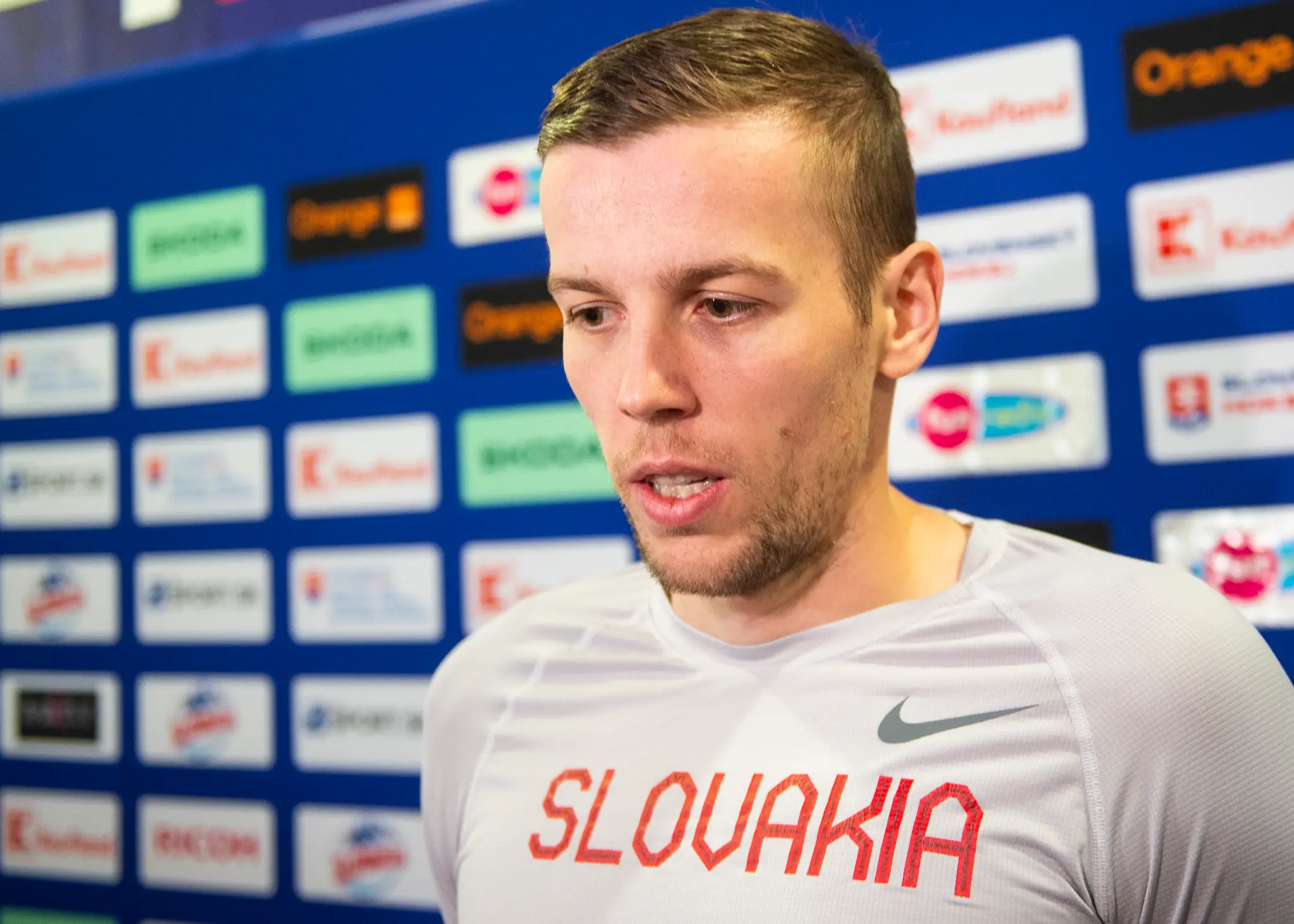 Na snímke hokejový reprezentant SR Martin Gernát.
