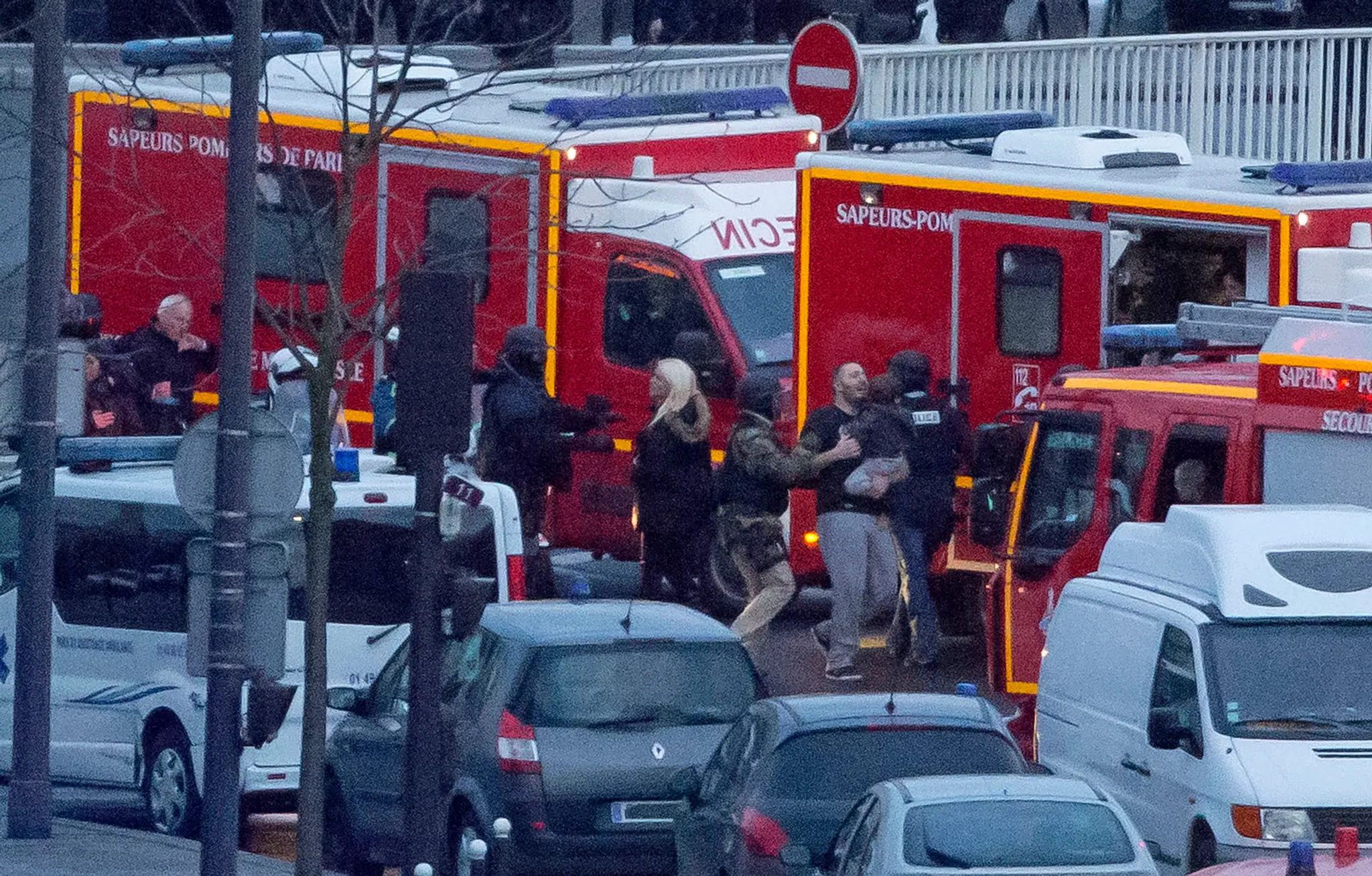 Záchrana rukojemníkov v Paríži. 