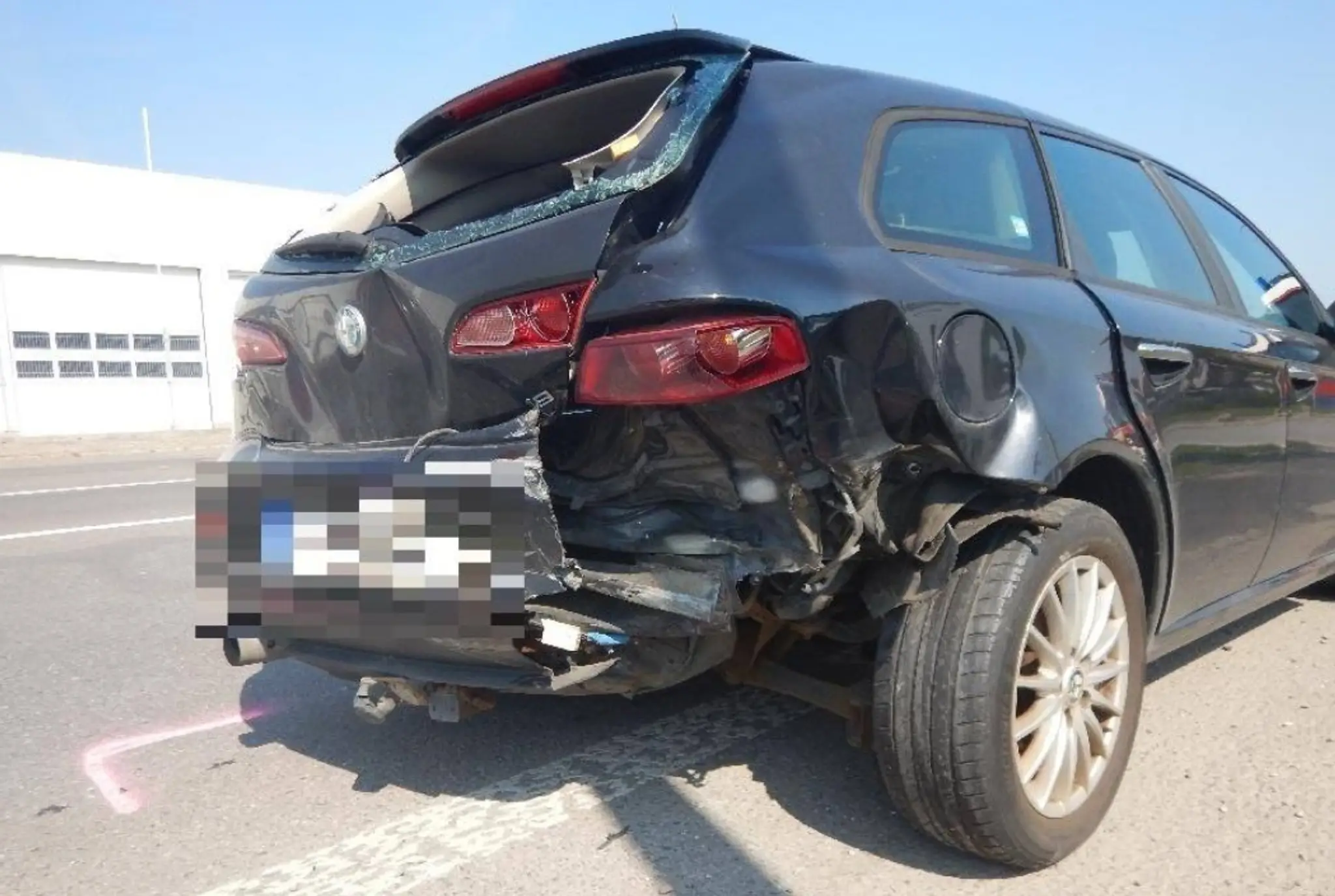Auto po nehode.