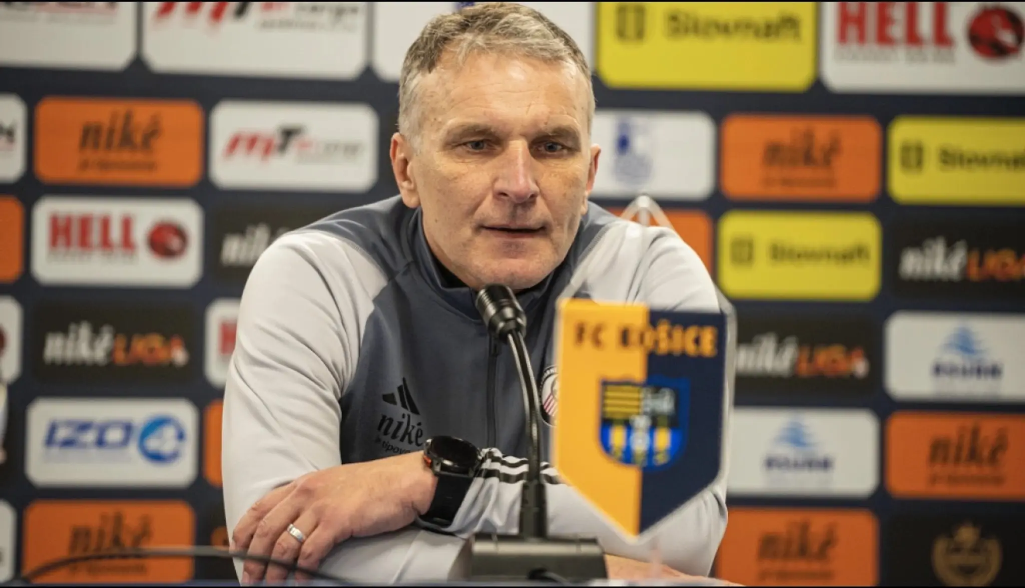 Novým trénerom Košíc sa stal Roman Skuhravý.