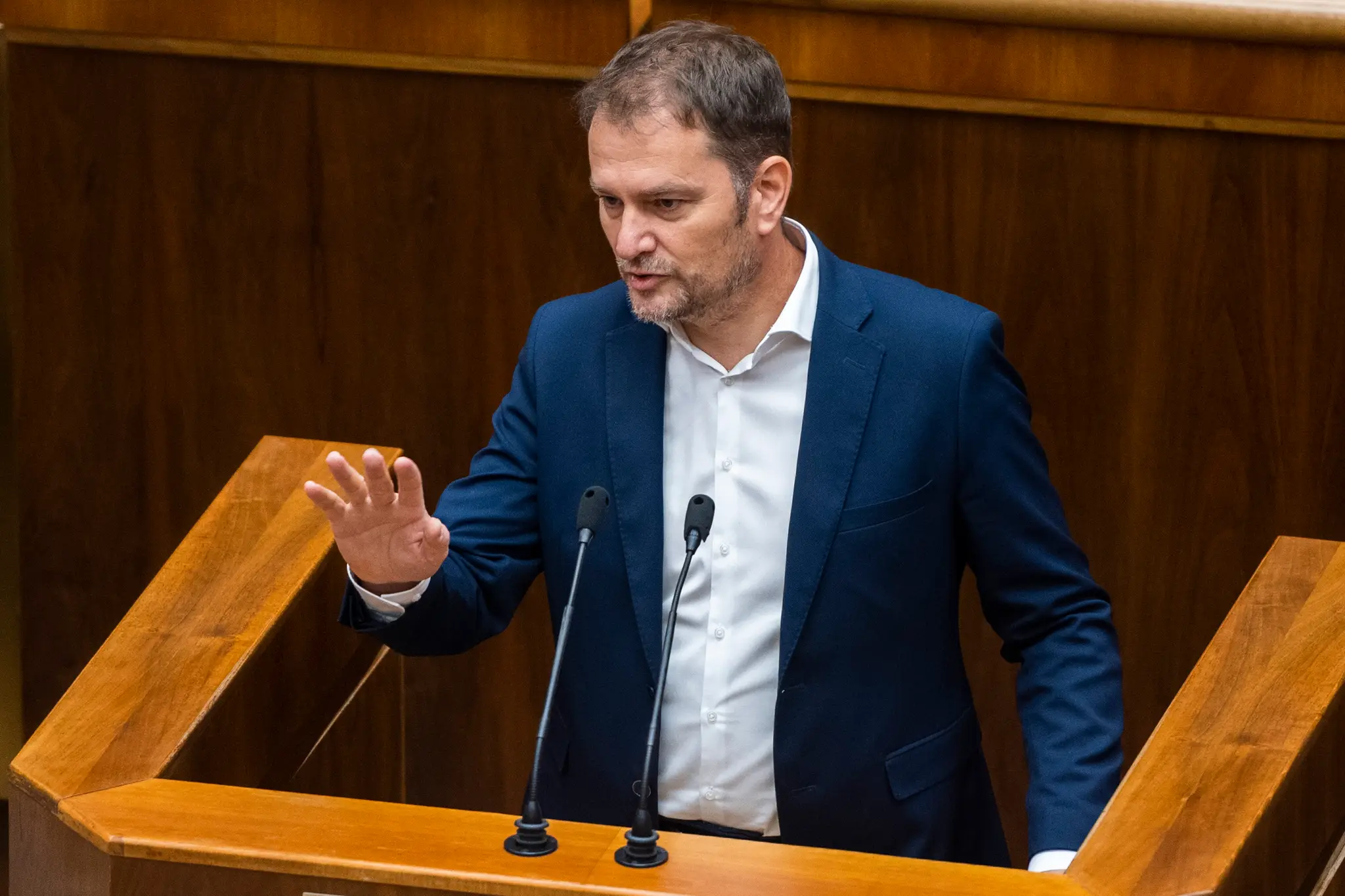 Minister financií SR Igor Matovič (OĽaNO) počas rokovania 72. schôdze NR SR