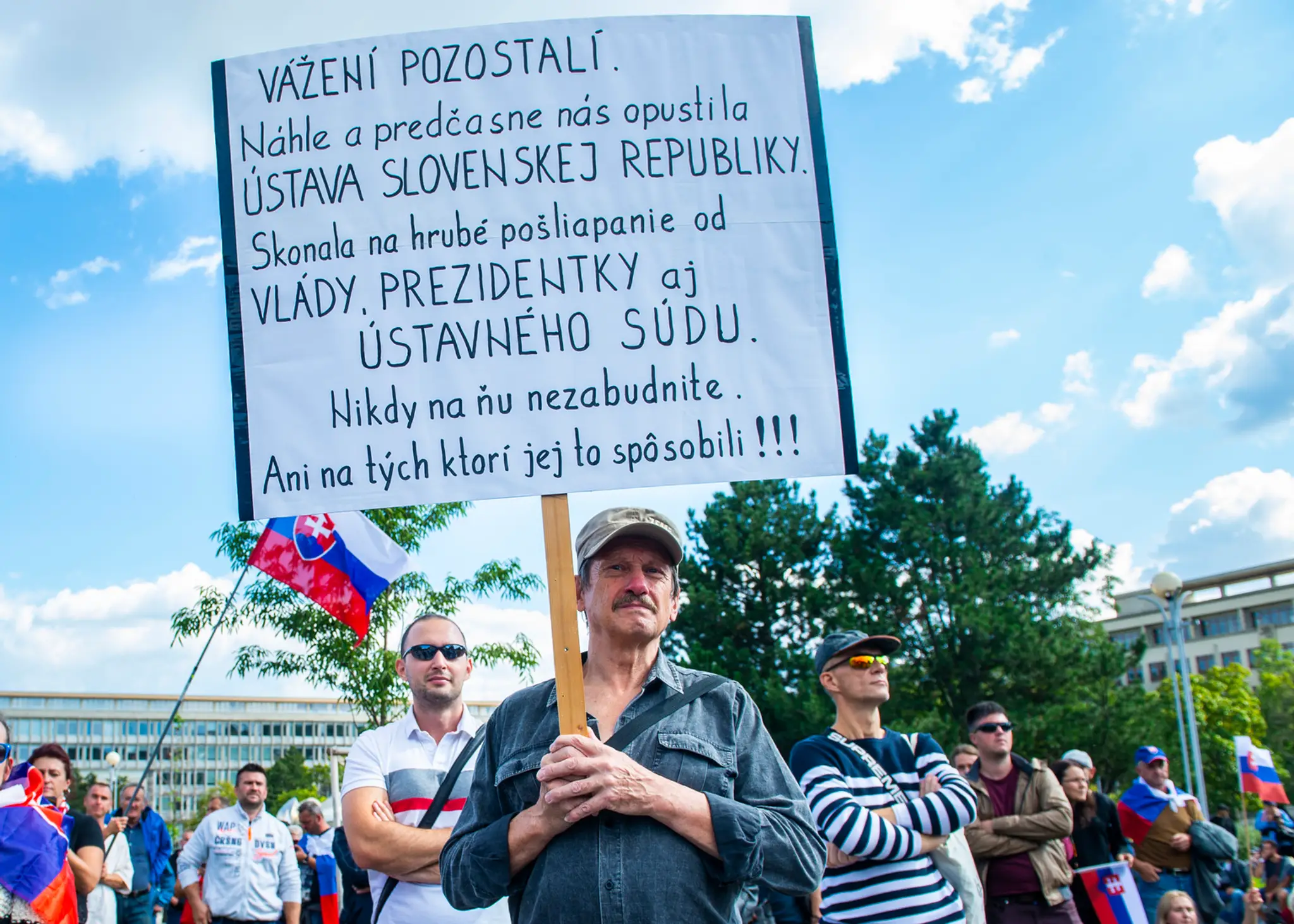 Protest proti opatreniam v Bratislave