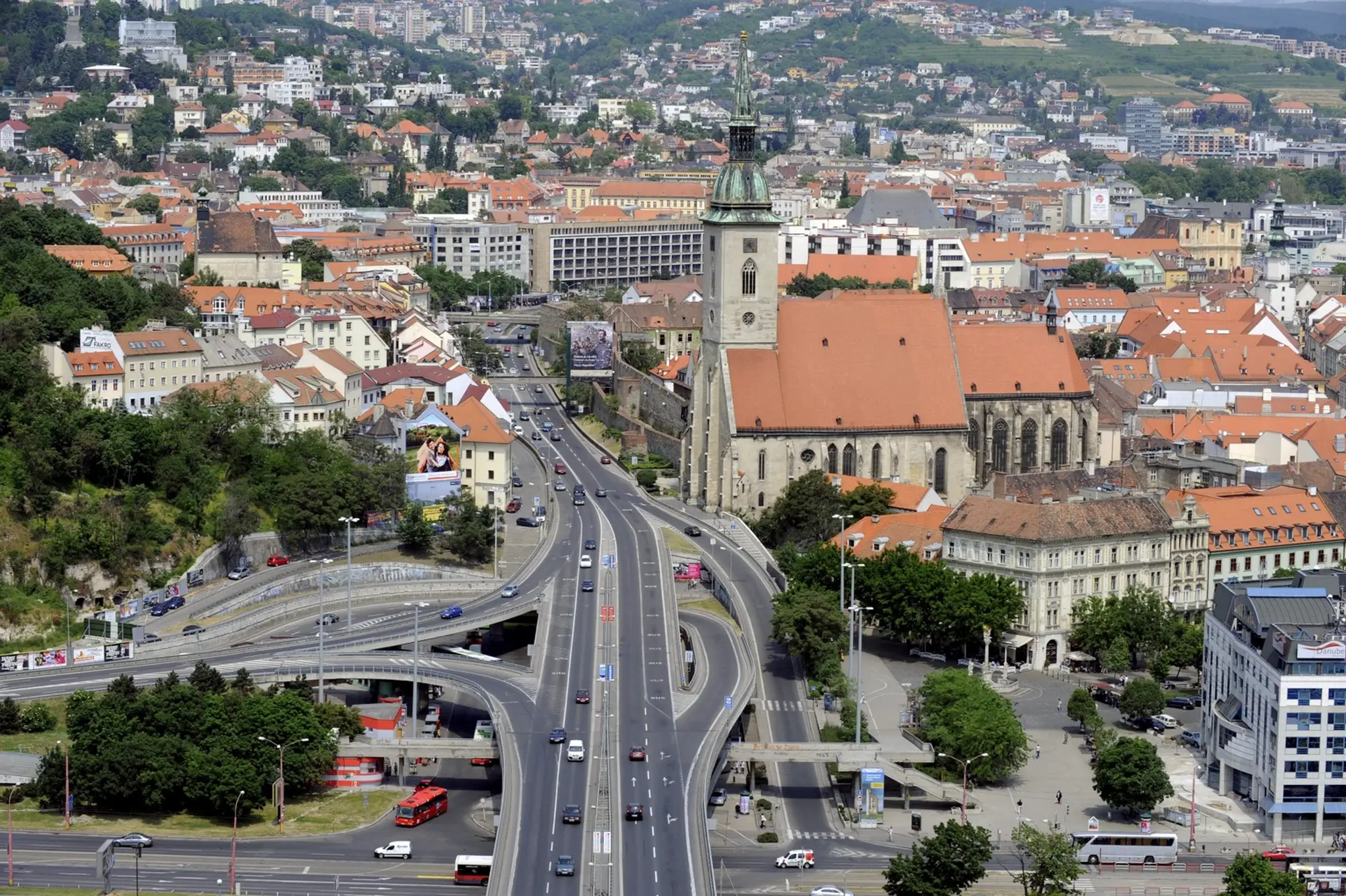 Pohľad na Bratislavu.