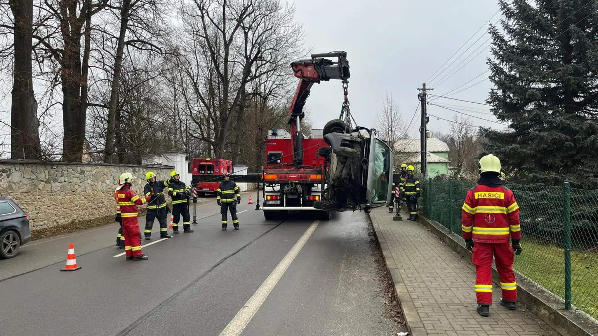 Auto v rodinnom dome (Gbeľany)